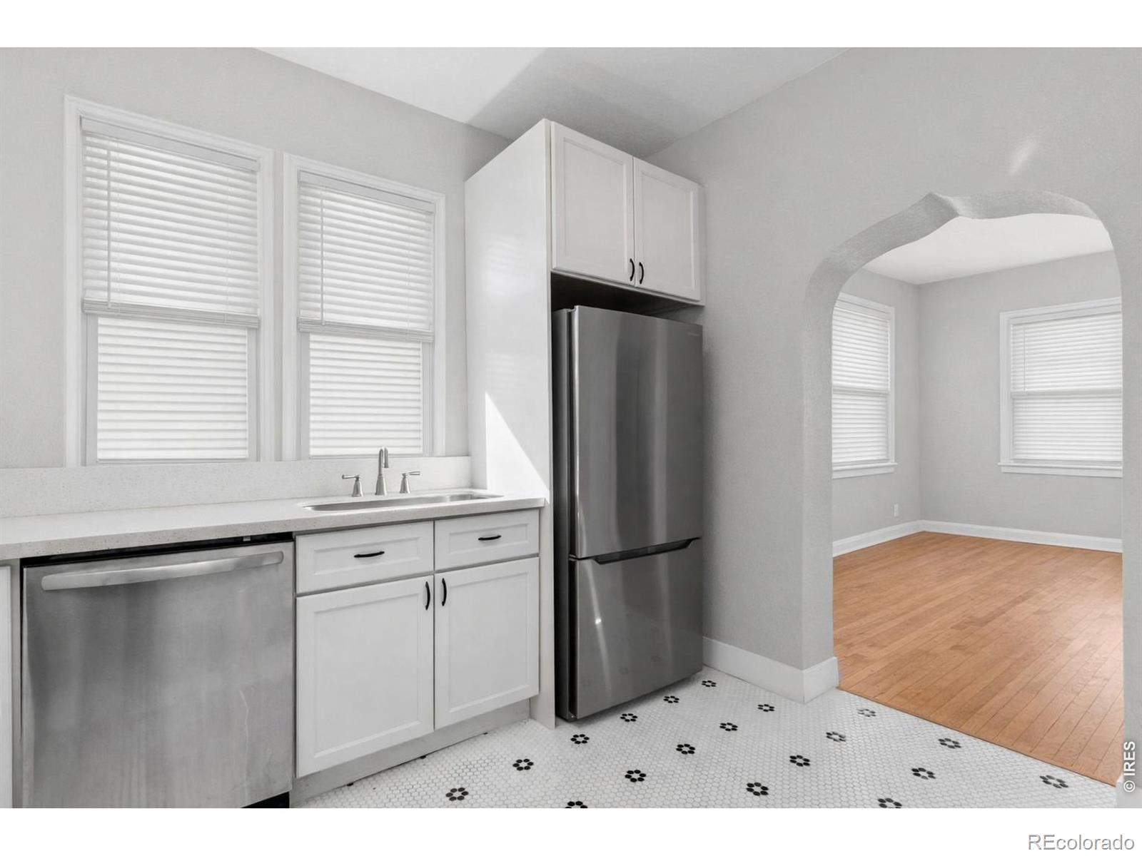 MLS Image #13 for 3968 n steele street,denver, Colorado