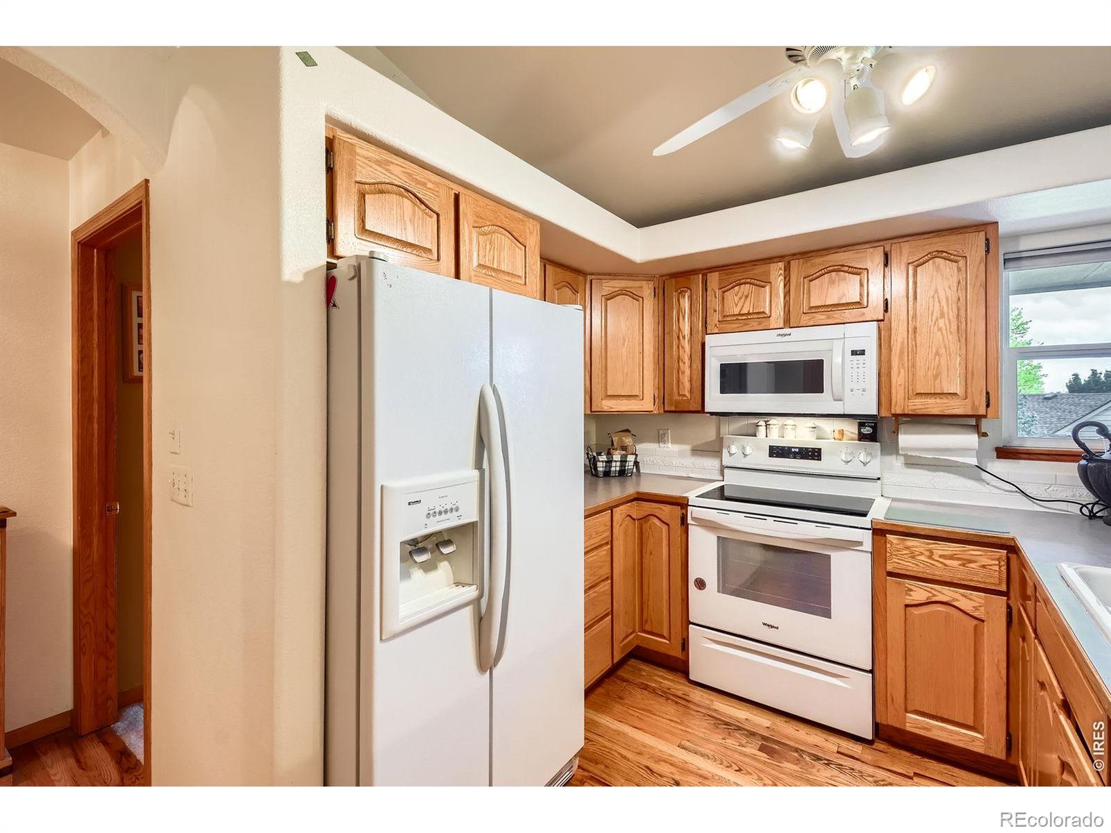 MLS Image #7 for 1121  country acres court,johnstown, Colorado