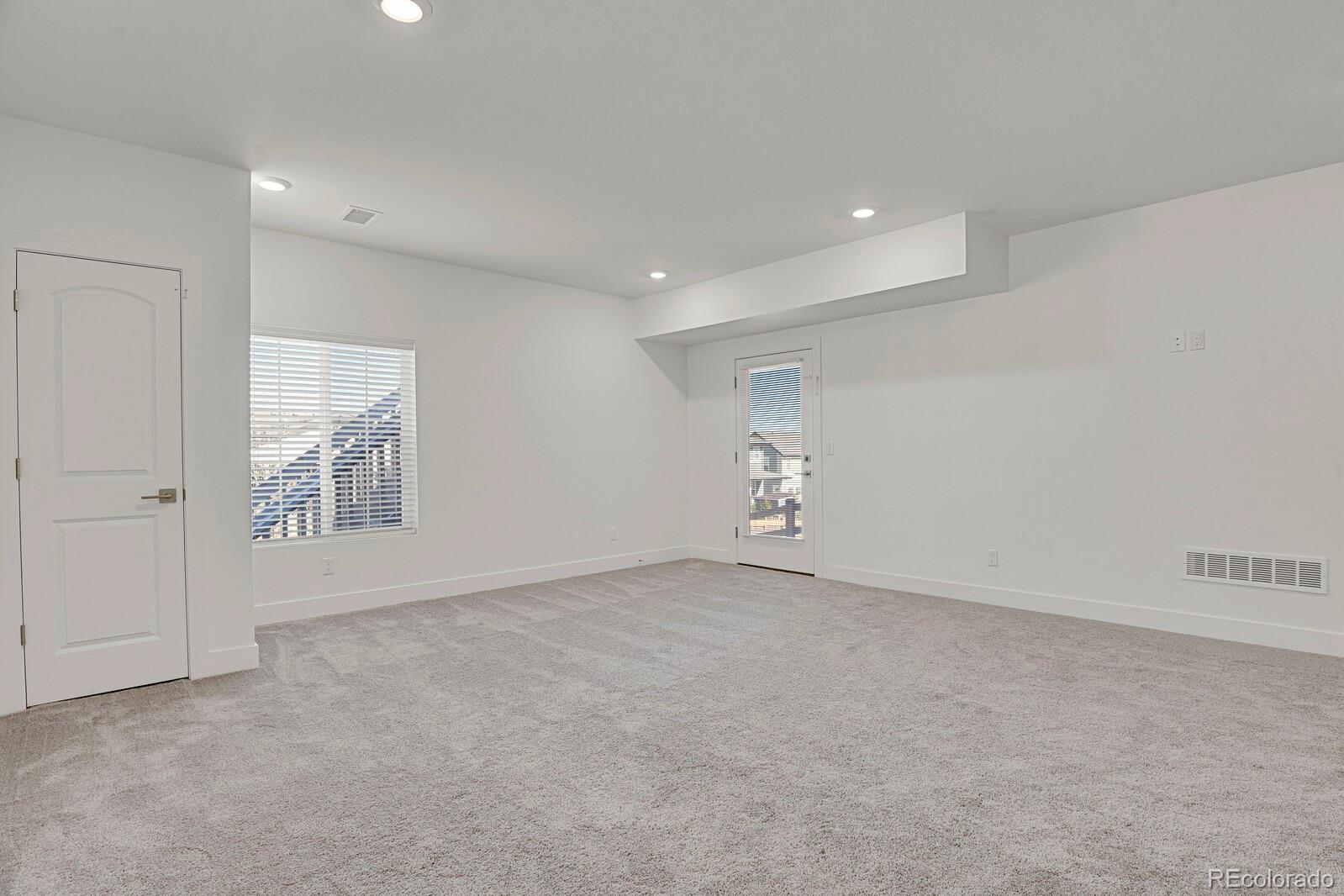 MLS Image #11 for 17323 w 93rd place,arvada, Colorado