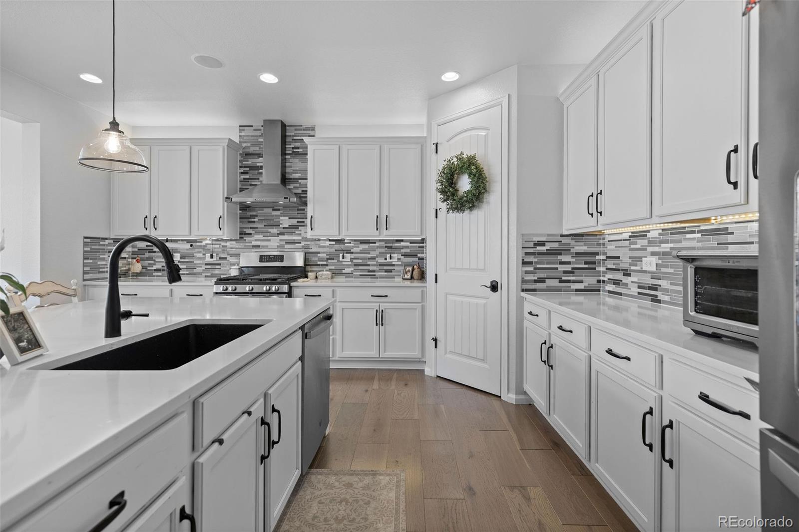 MLS Image #10 for 1018  gabriella lane,berthoud, Colorado