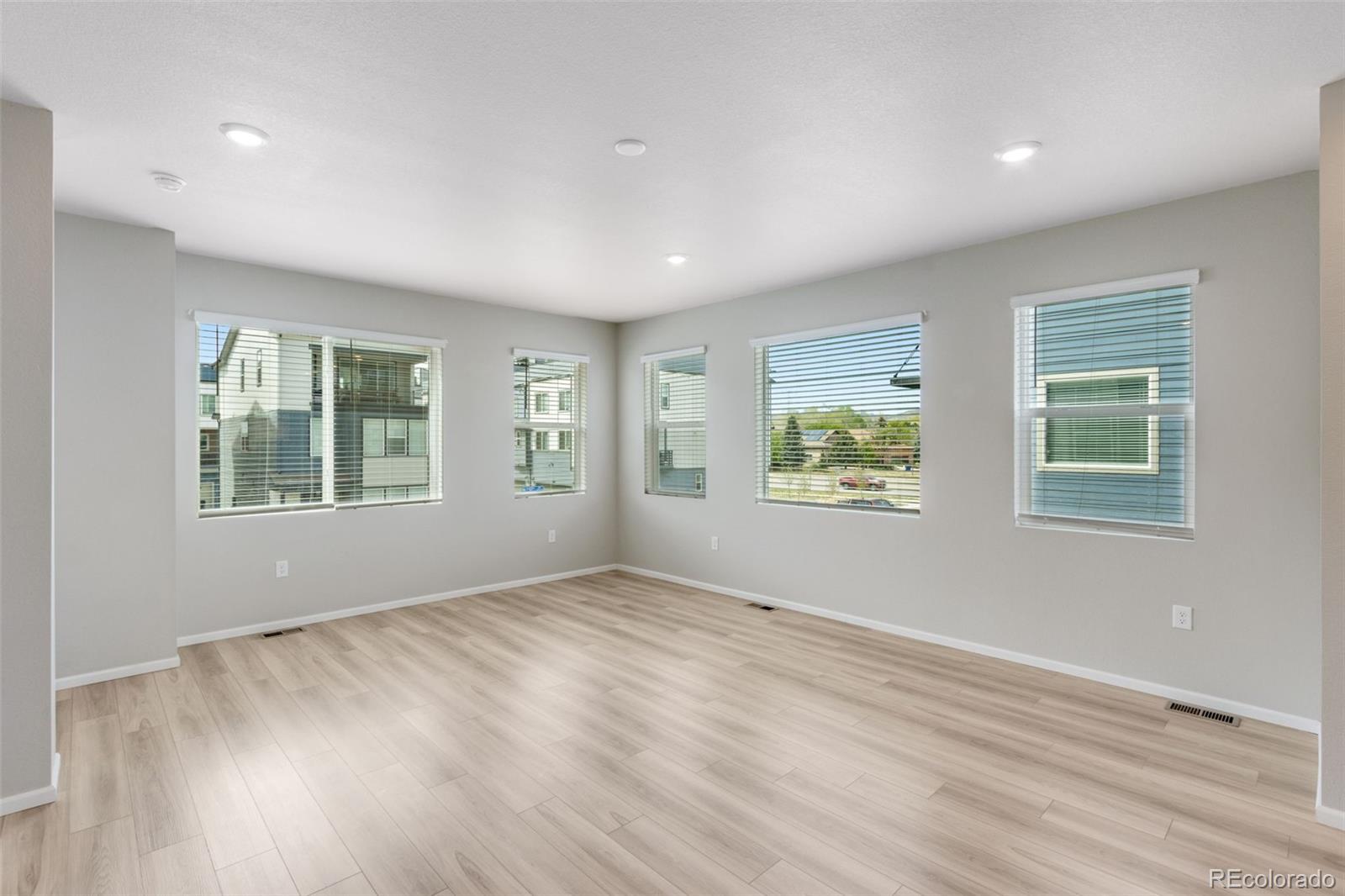 MLS Image #13 for 12331 w 57th avenue,arvada, Colorado