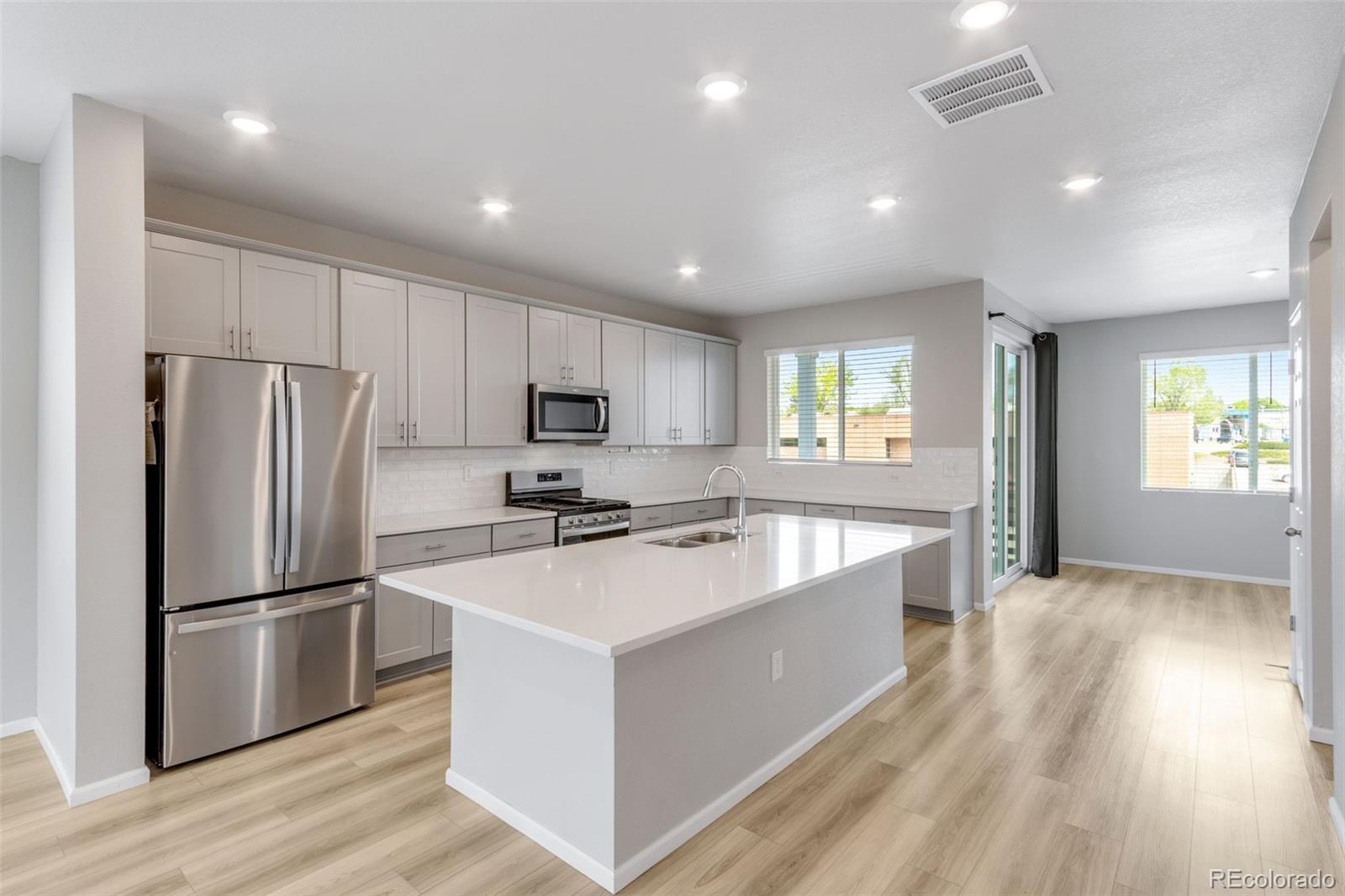 MLS Image #5 for 12331 w 57th avenue,arvada, Colorado