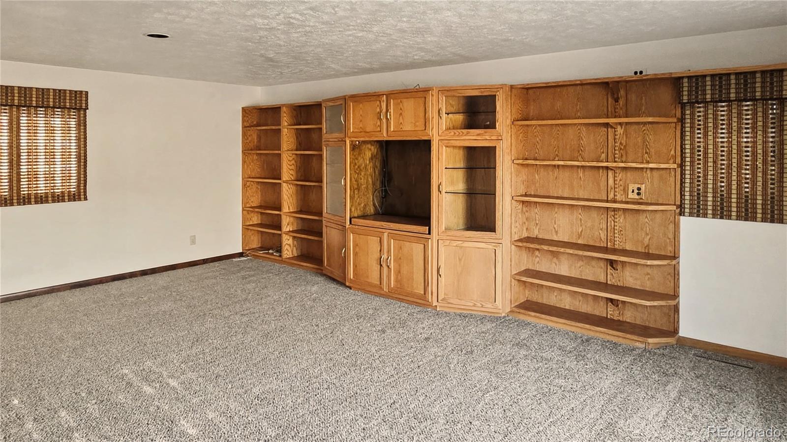 MLS Image #12 for 218 w 9th street,julesburg, Colorado