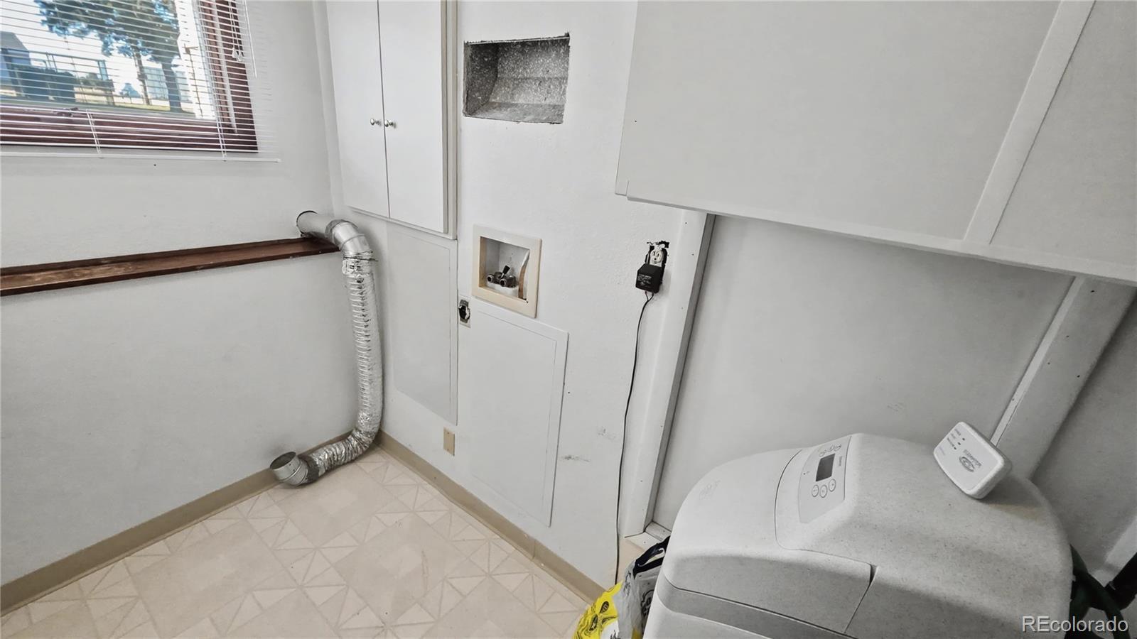 MLS Image #19 for 218 w 9th street,julesburg, Colorado