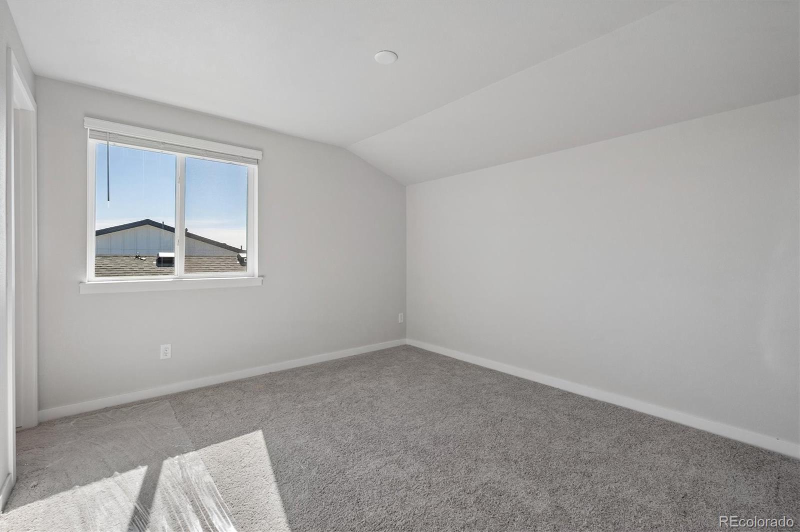 MLS Image #18 for 22695 e 47th avenue,aurora, Colorado