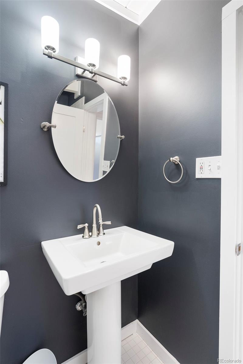 MLS Image #15 for 1305 s edison way,denver, Colorado