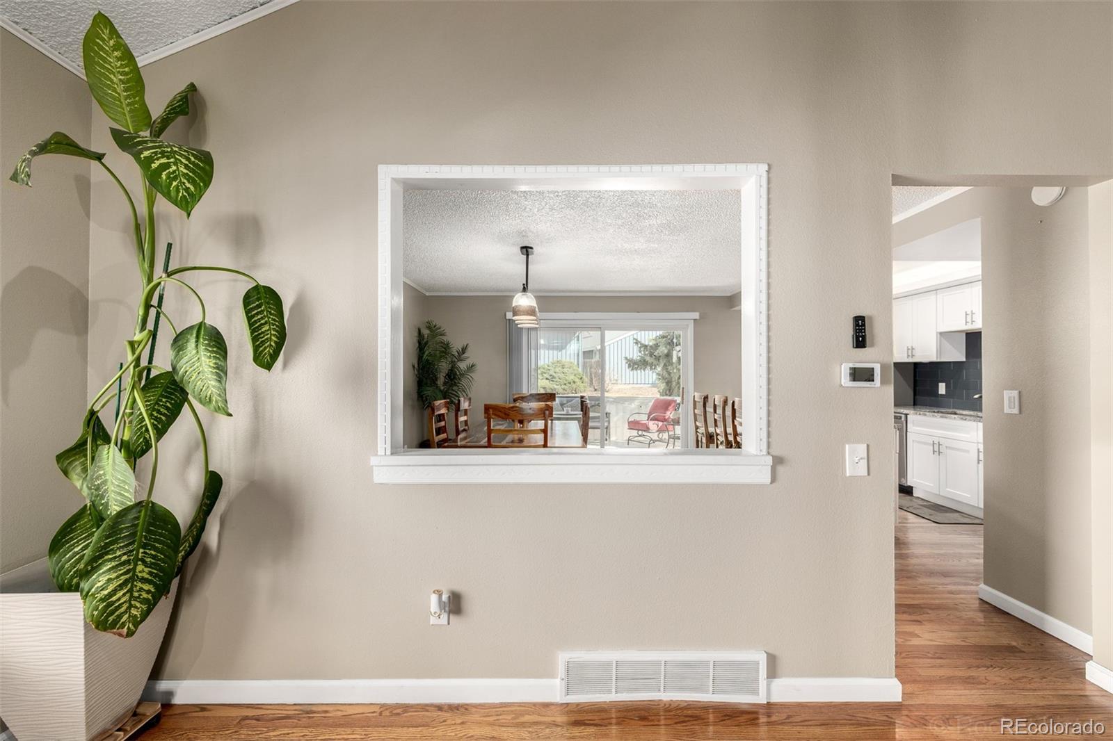 MLS Image #11 for 2946 s moline place,aurora, Colorado