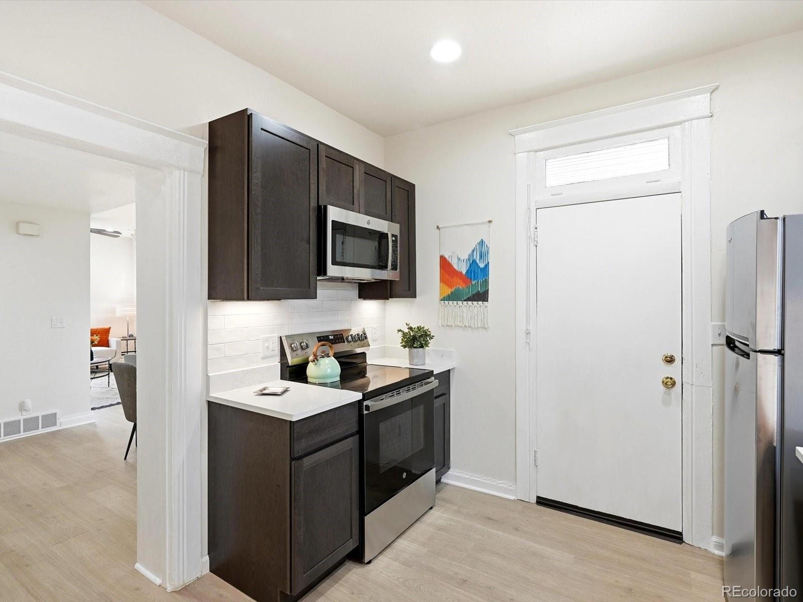 MLS Image #14 for 1021 e 23rd avenue,denver, Colorado