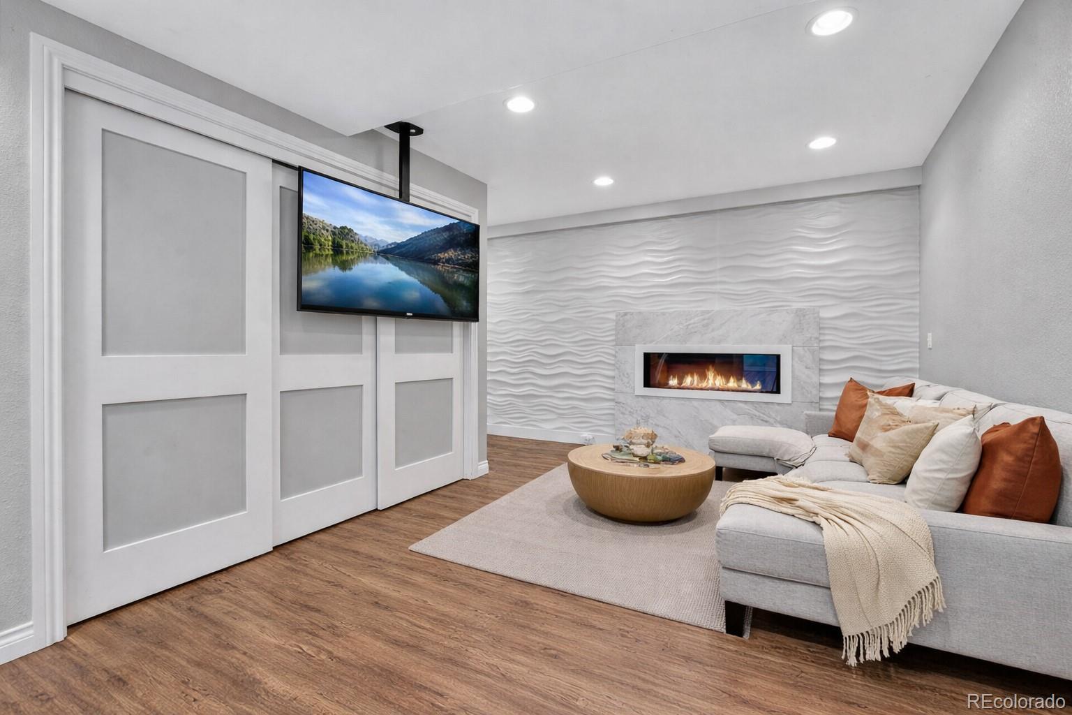 MLS Image #34 for 8873 e 29th place,denver, Colorado
