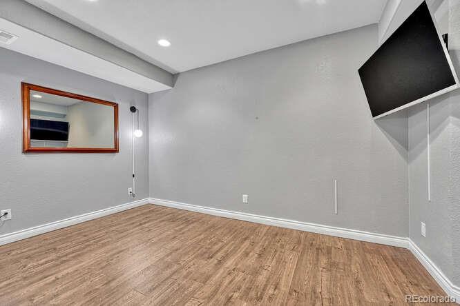 MLS Image #36 for 8873 e 29th place,denver, Colorado