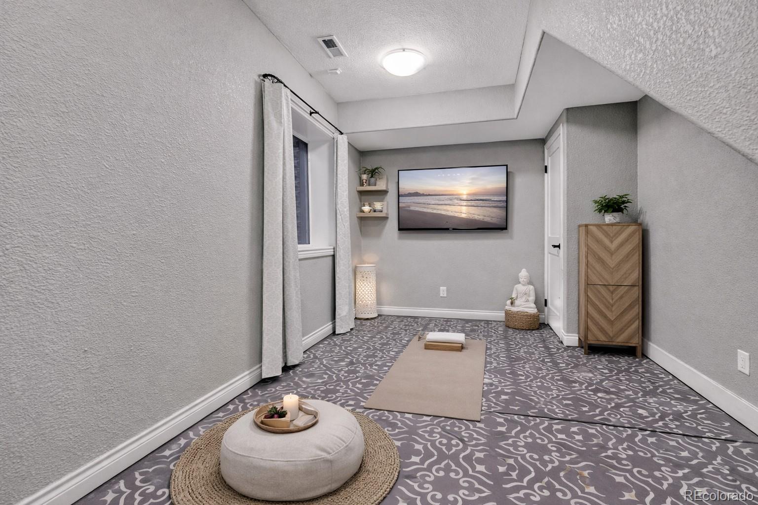 MLS Image #42 for 8873 e 29th place,denver, Colorado