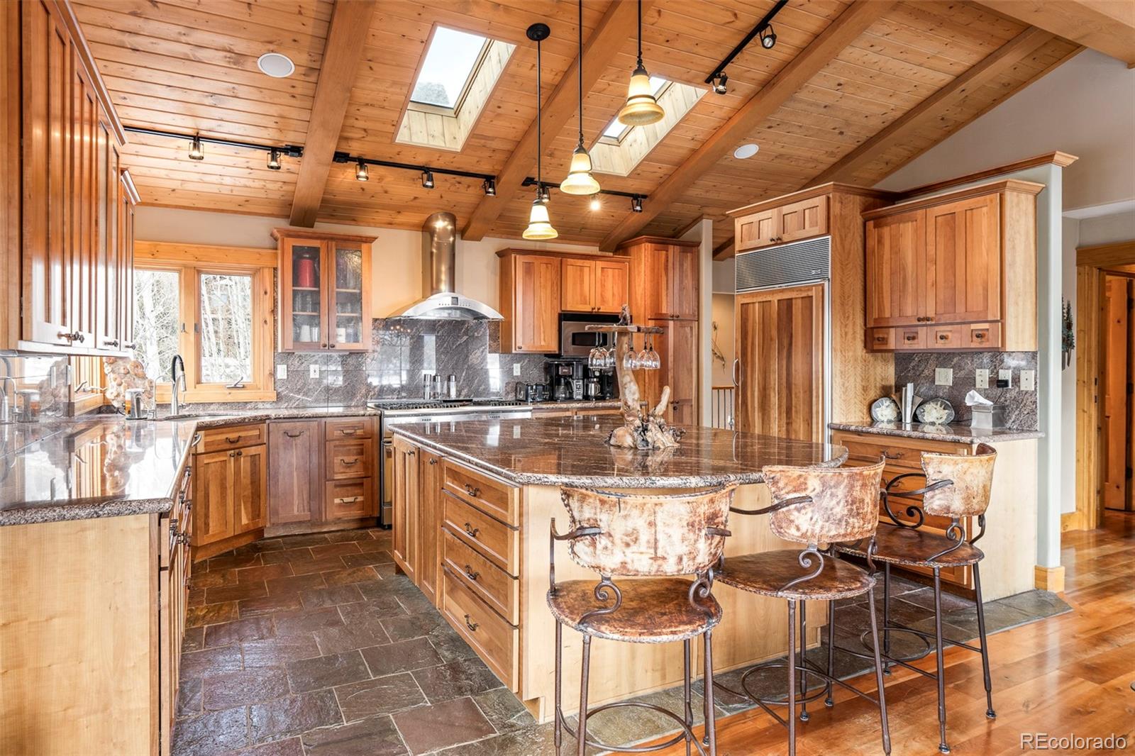 MLS Image #11 for 145  gold run circle,dillon, Colorado