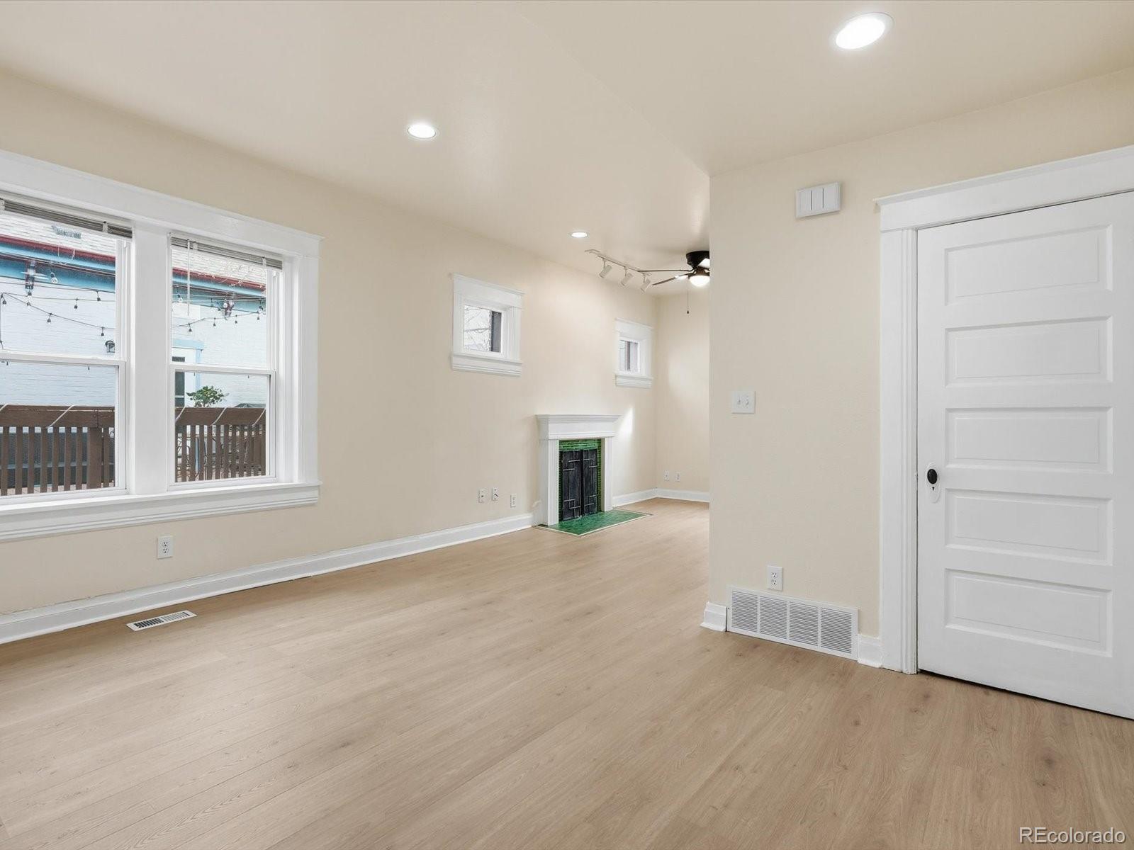 MLS Image #10 for 1023 e 23rd avenue,denver, Colorado