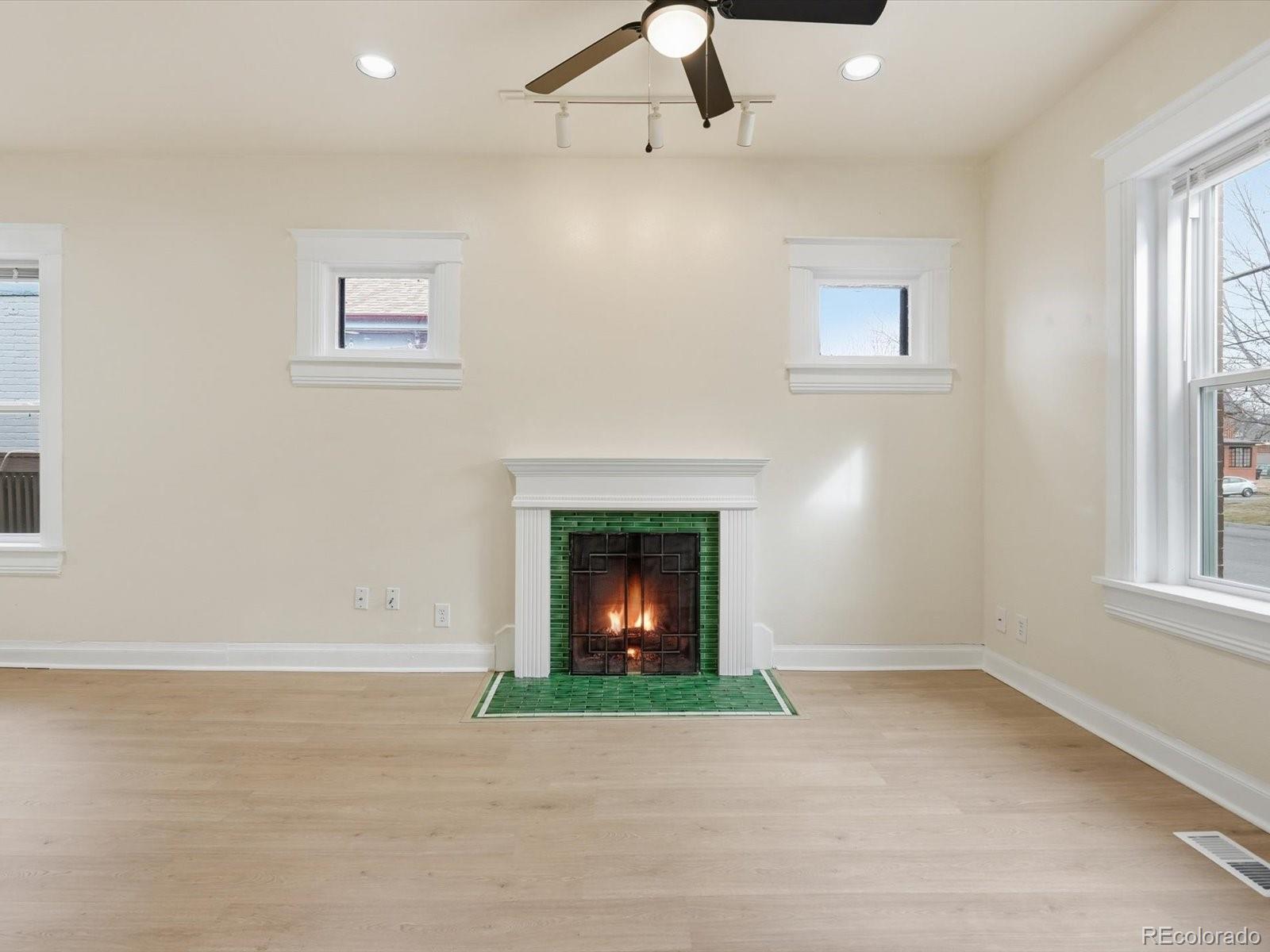 MLS Image #5 for 1023 e 23rd avenue,denver, Colorado