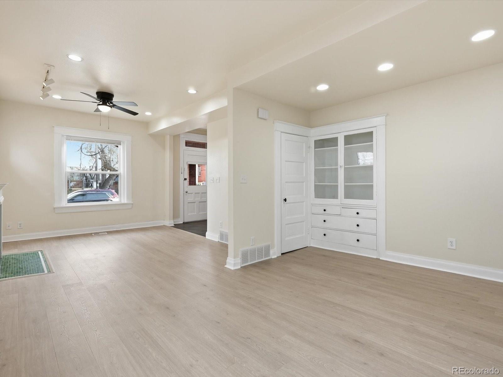 MLS Image #9 for 1023 e 23rd avenue,denver, Colorado