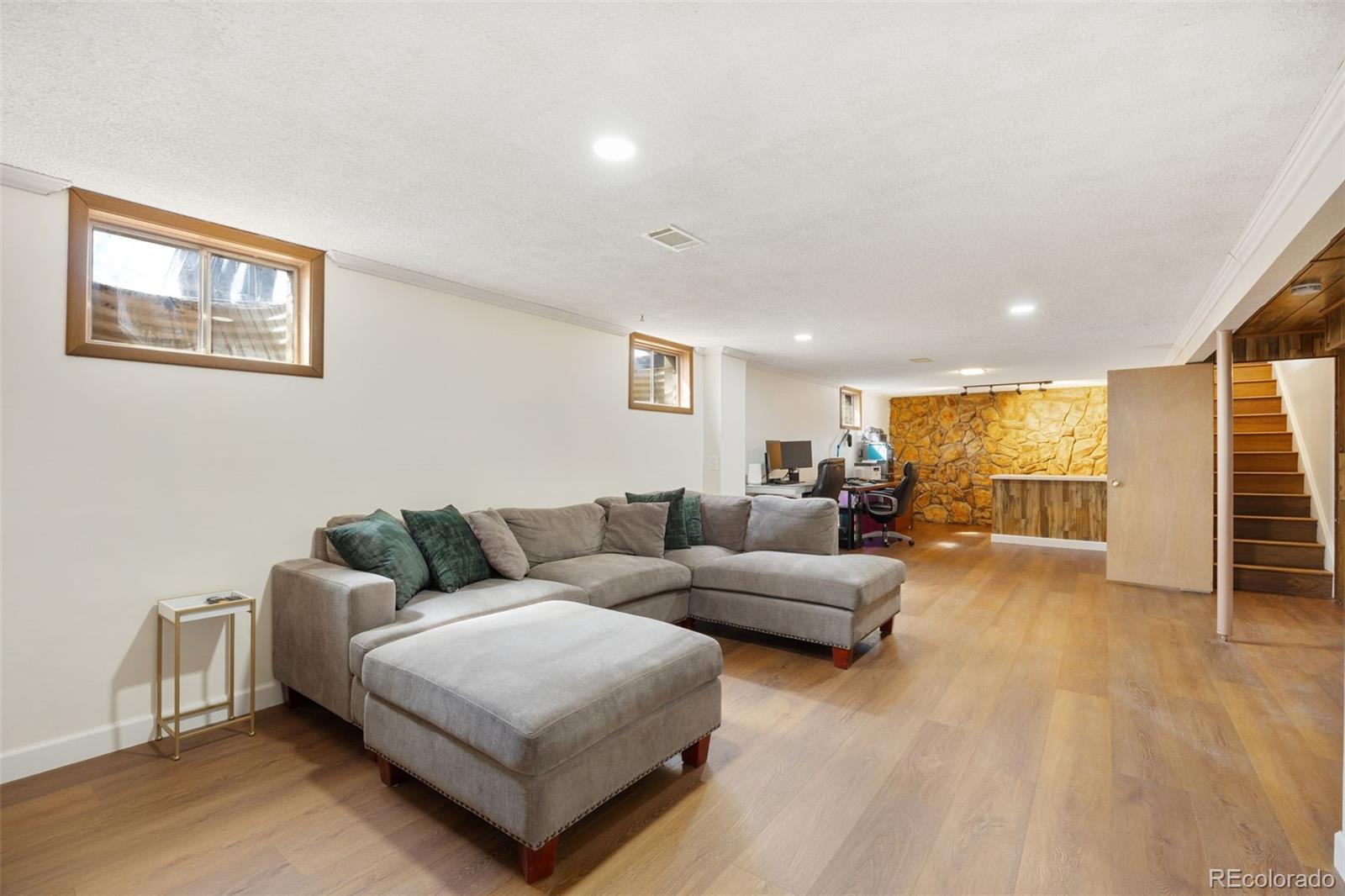 MLS Image #15 for 1354 s kendall court,lakewood, Colorado