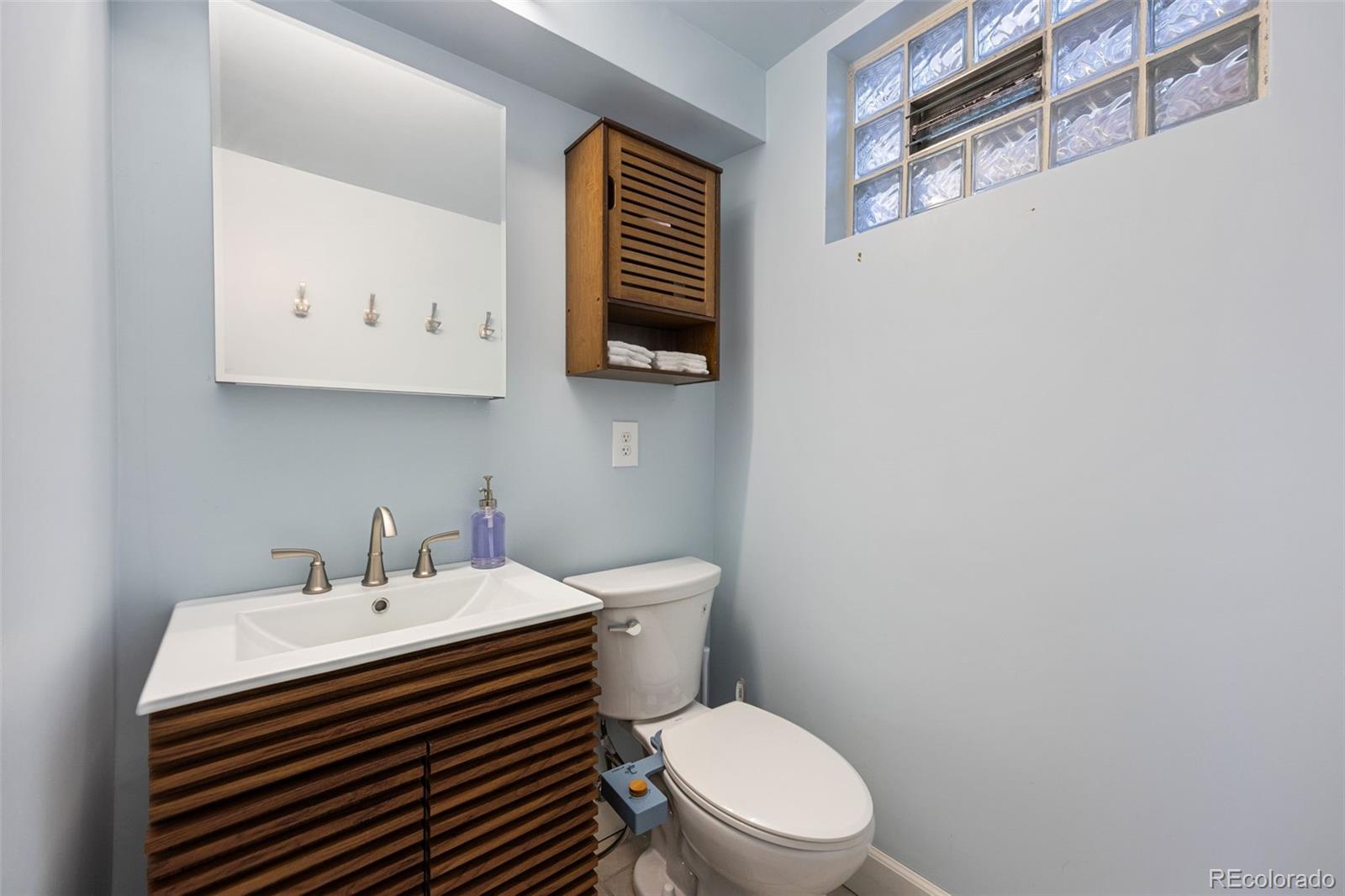 MLS Image #19 for 1354 s kendall court,lakewood, Colorado