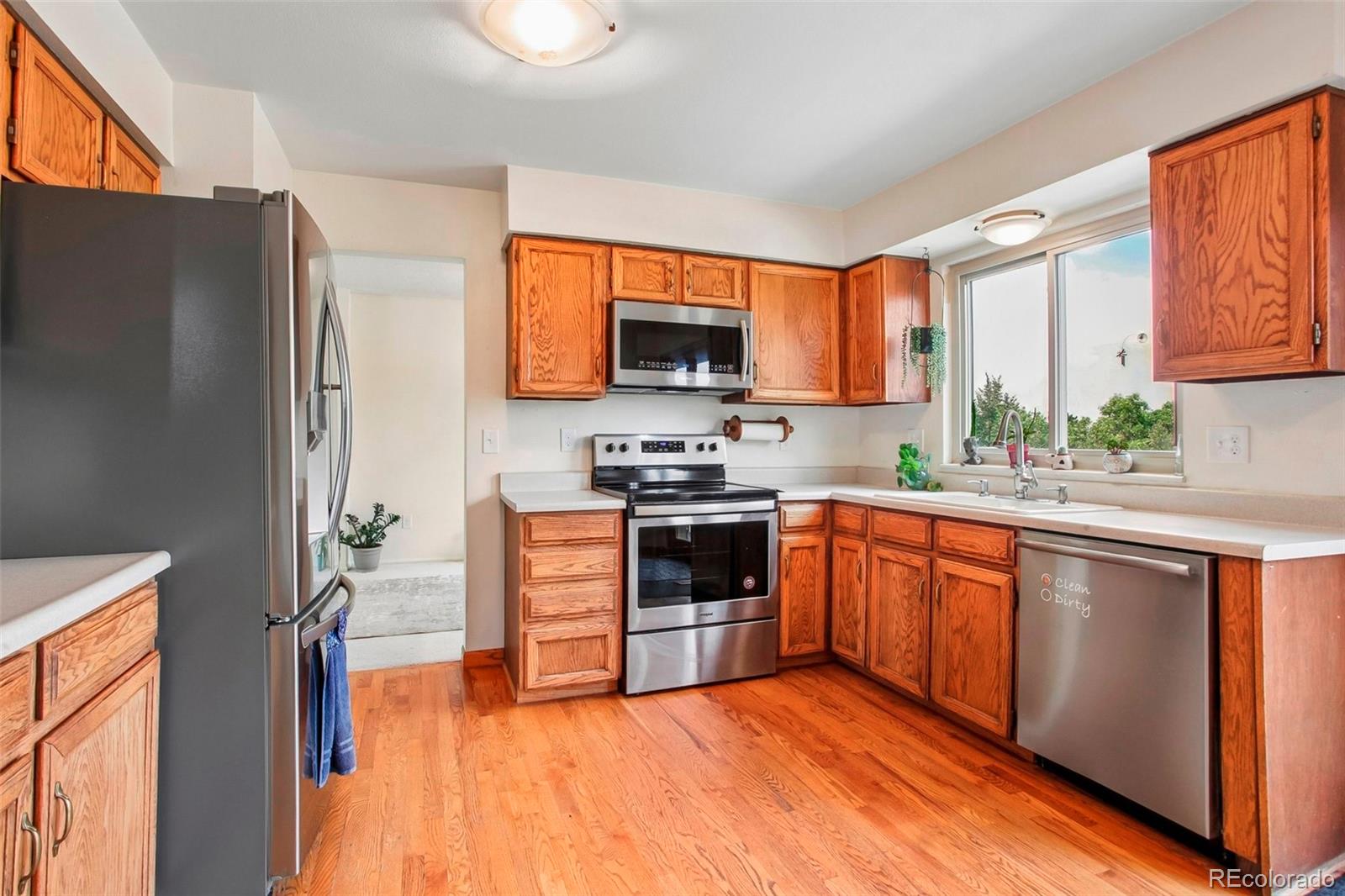 MLS Image #7 for 228  berthoud way,golden, Colorado