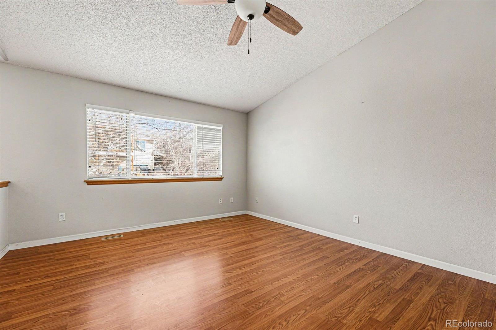 MLS Image #6 for 5458 s perth way,centennial, Colorado