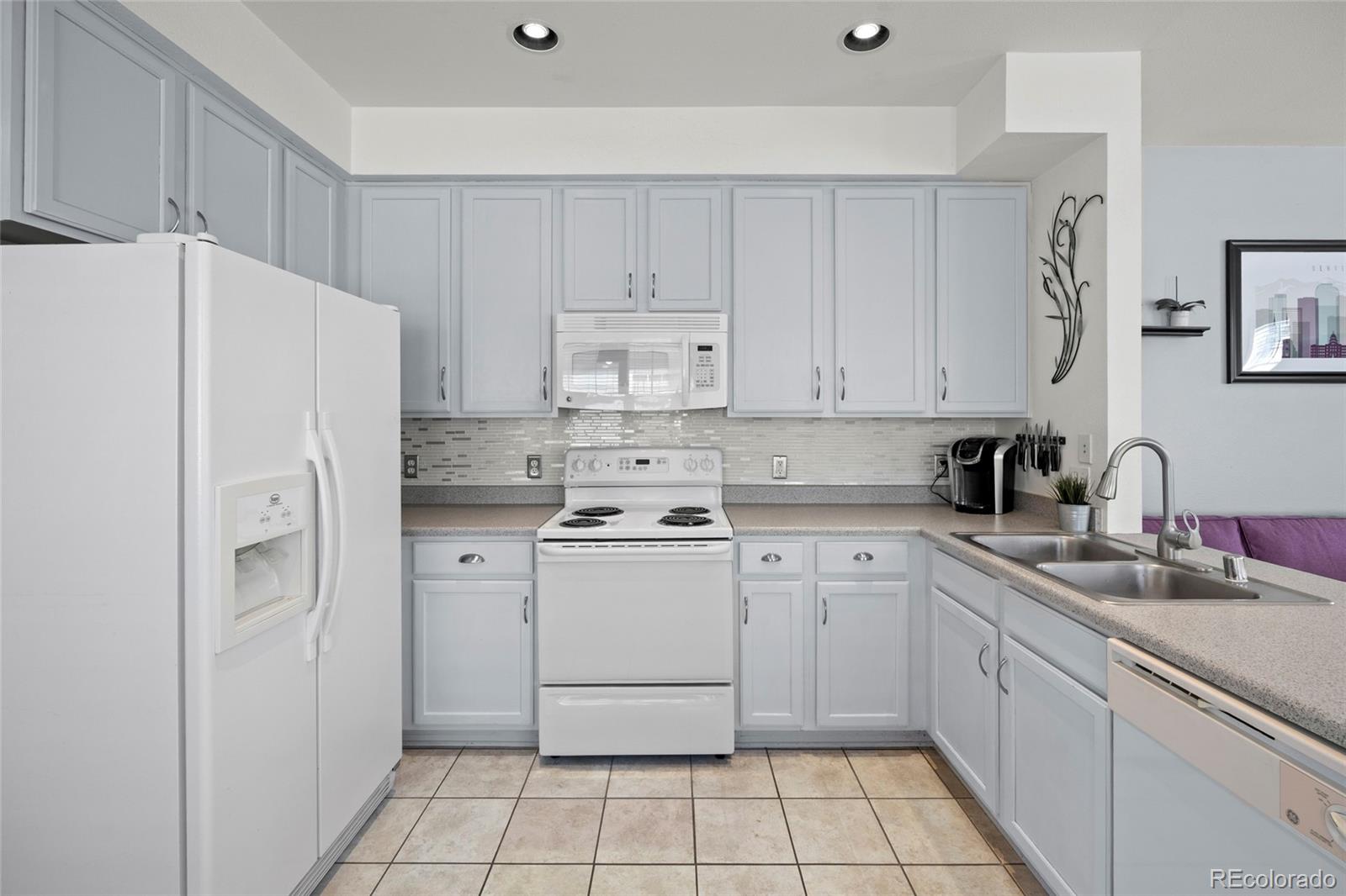 MLS Image #12 for 7454 e 28th avenue,denver, Colorado