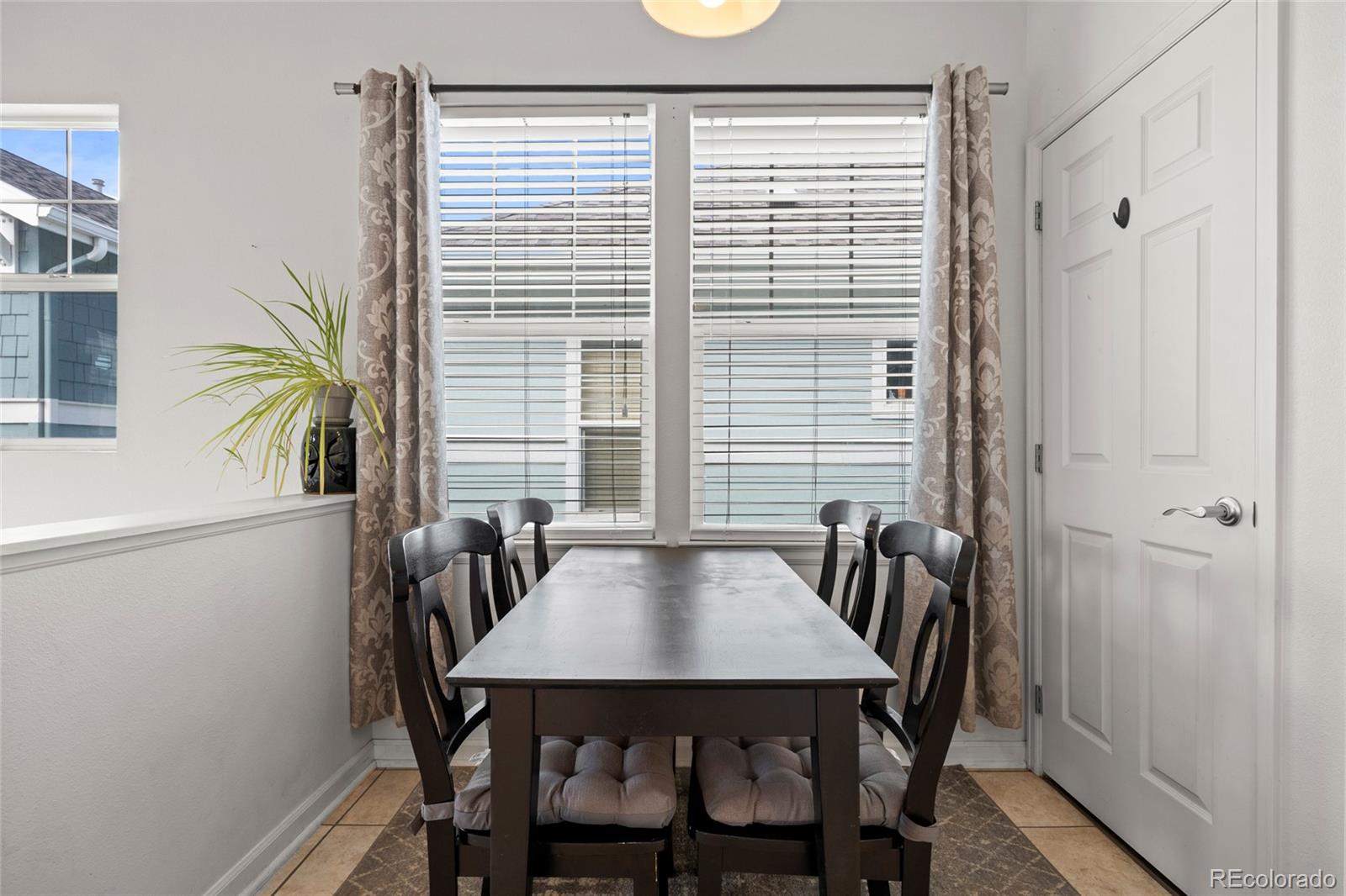 MLS Image #15 for 7454 e 28th avenue,denver, Colorado