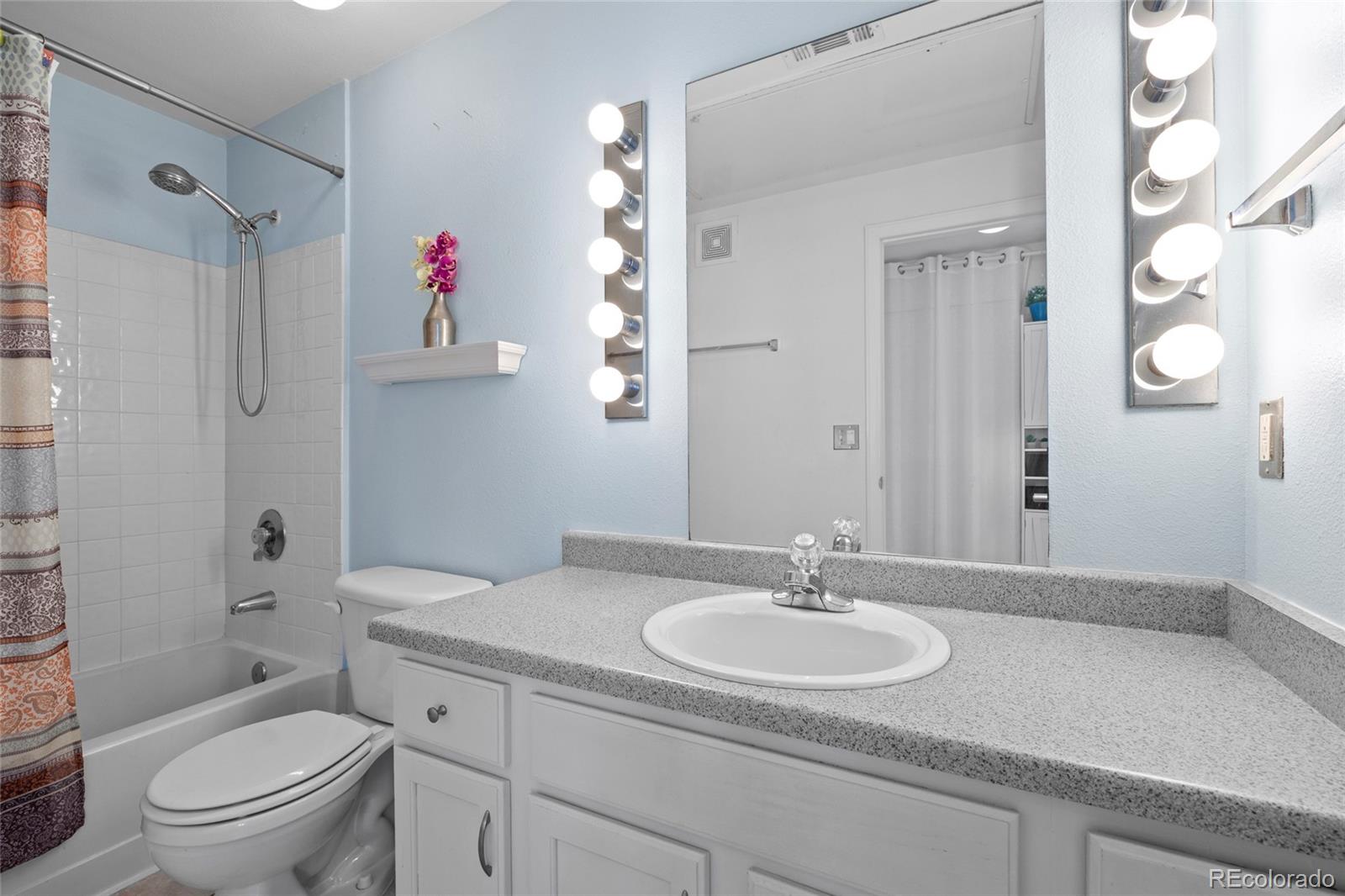 MLS Image #21 for 7454 e 28th avenue,denver, Colorado