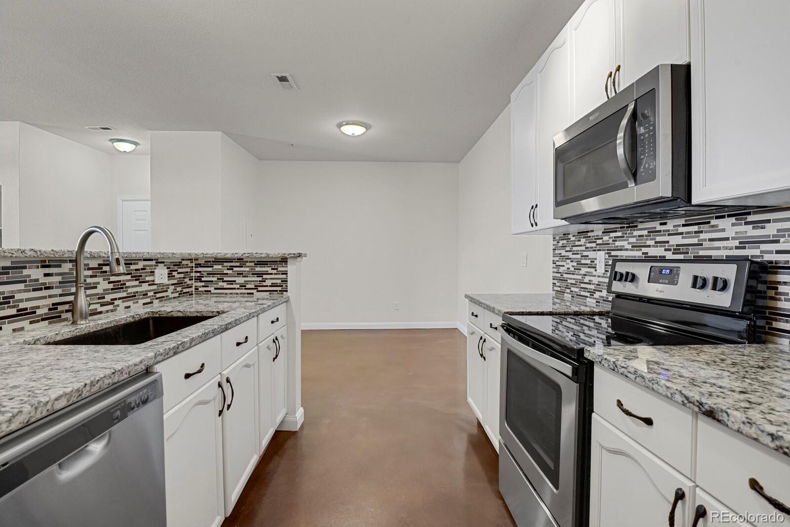 MLS Image #3 for 14313 e 1st drive 104,aurora, Colorado