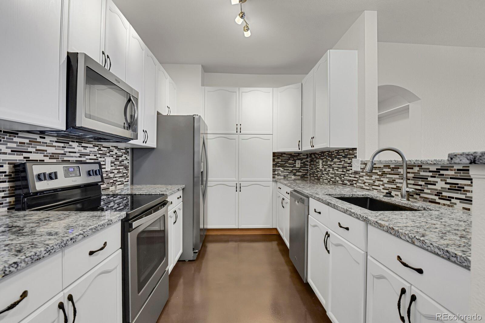 MLS Image #4 for 14313 e 1st drive 104,aurora, Colorado