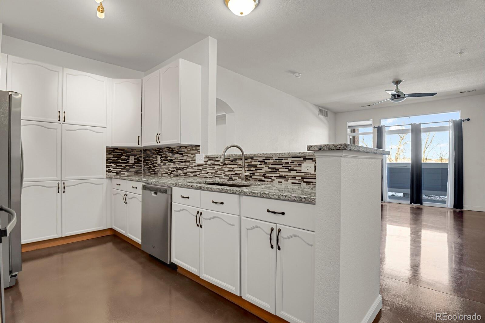 MLS Image #5 for 14313 e 1st drive 104,aurora, Colorado