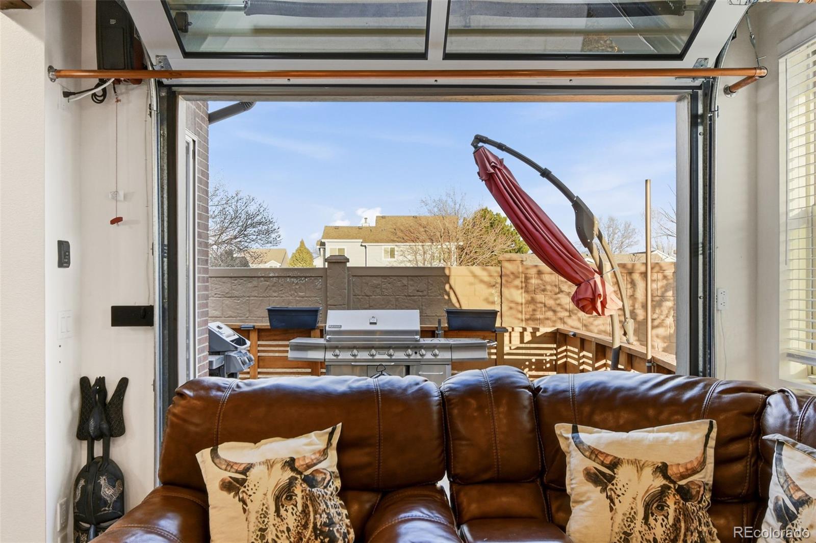 MLS Image #11 for 19585 e sunset circle,centennial, Colorado