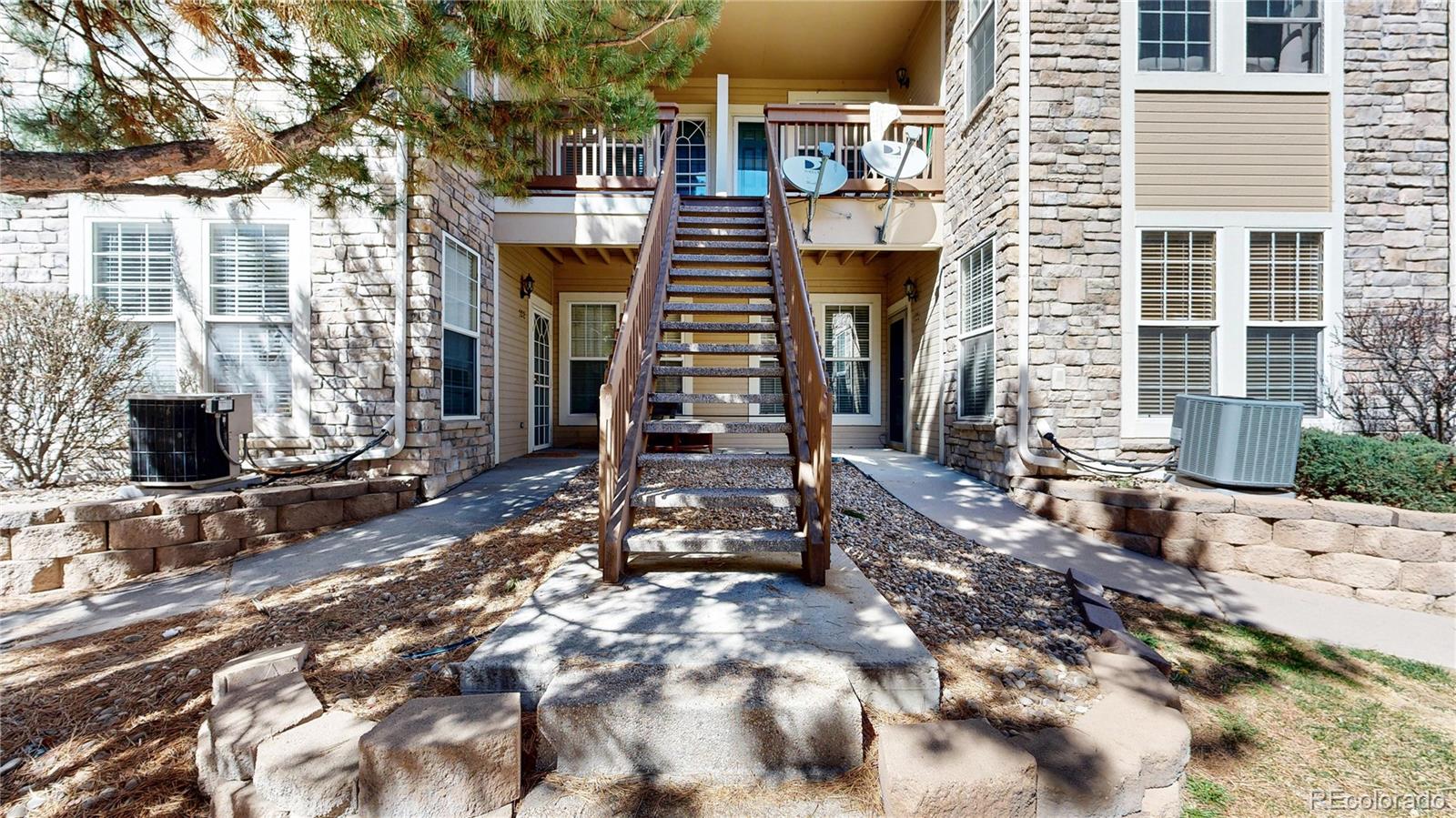 MLS Image #2 for 4024 s carson street 203,aurora, Colorado