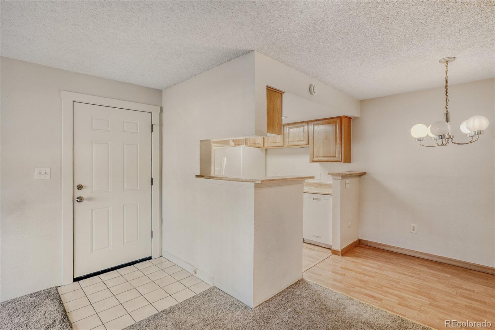MLS Image #16 for 4400 s quebec street,denver, Colorado