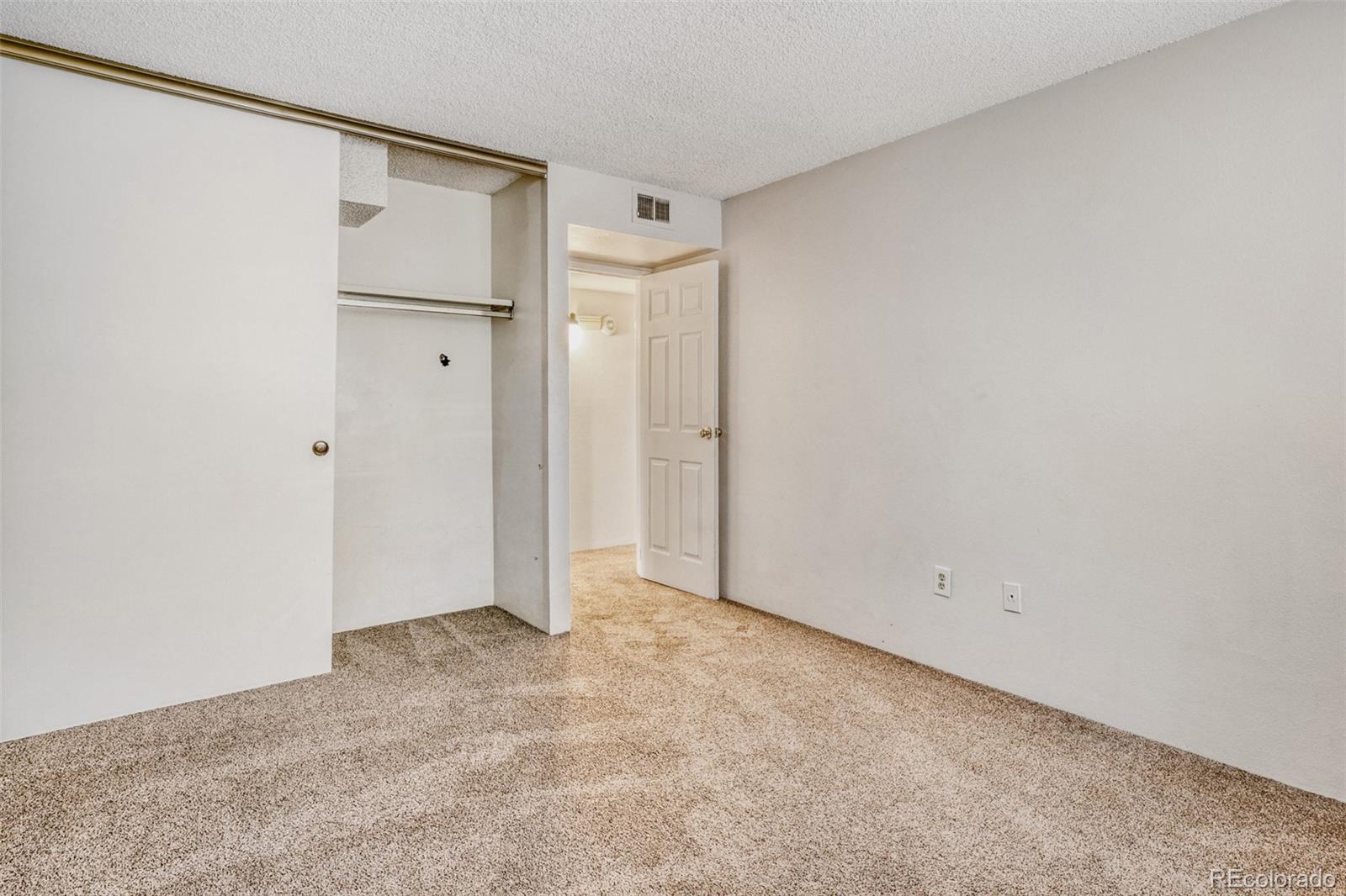 MLS Image #24 for 4400 s quebec street,denver, Colorado