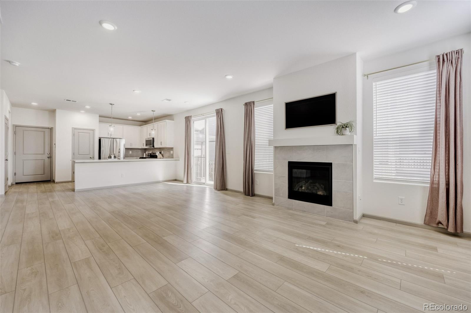 MLS Image #2 for 13487 e 110th drive,commerce city, Colorado