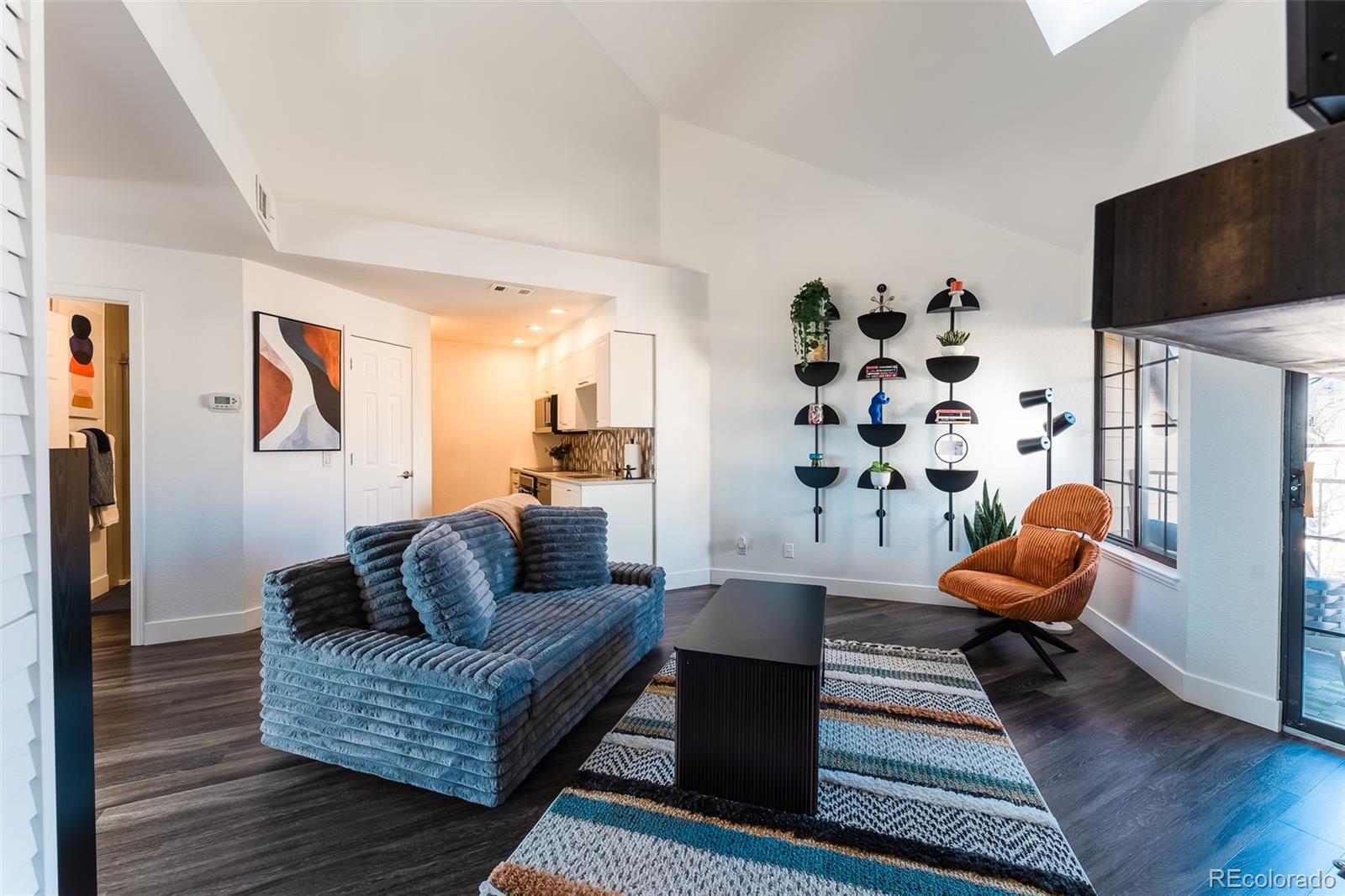 MLS Image #3 for 4880 e kentucky avenue f,denver, Colorado