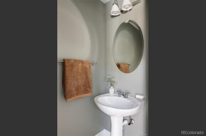 MLS Image #17 for 1489  steele street,denver, Colorado
