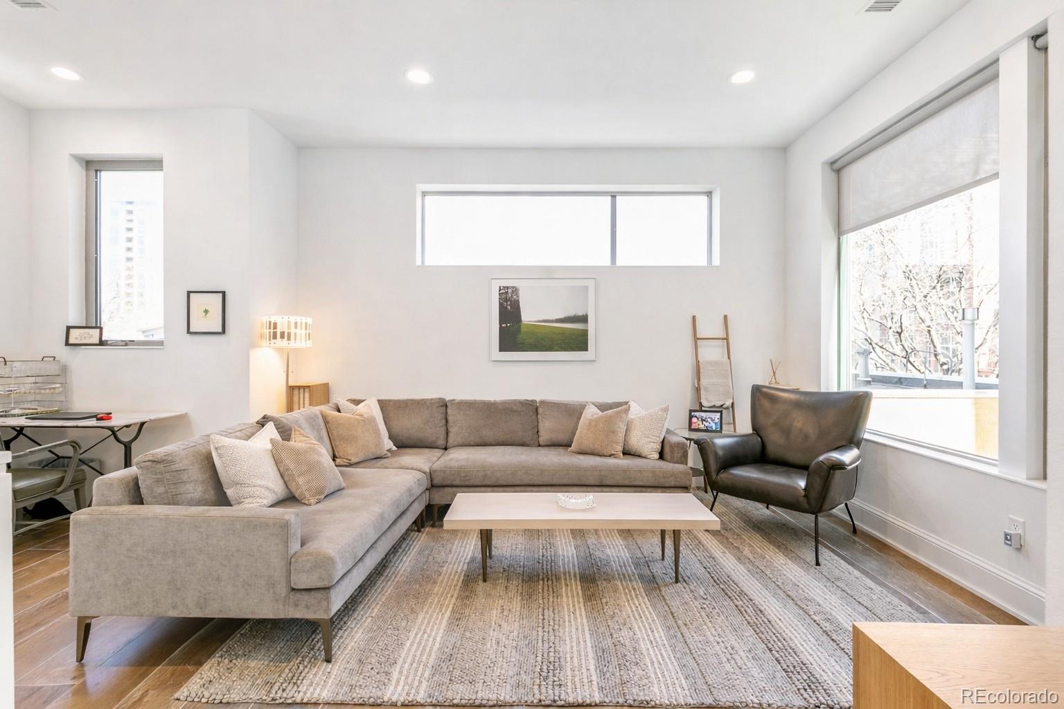 MLS Image #5 for 61 w 10th avenue,denver, Colorado