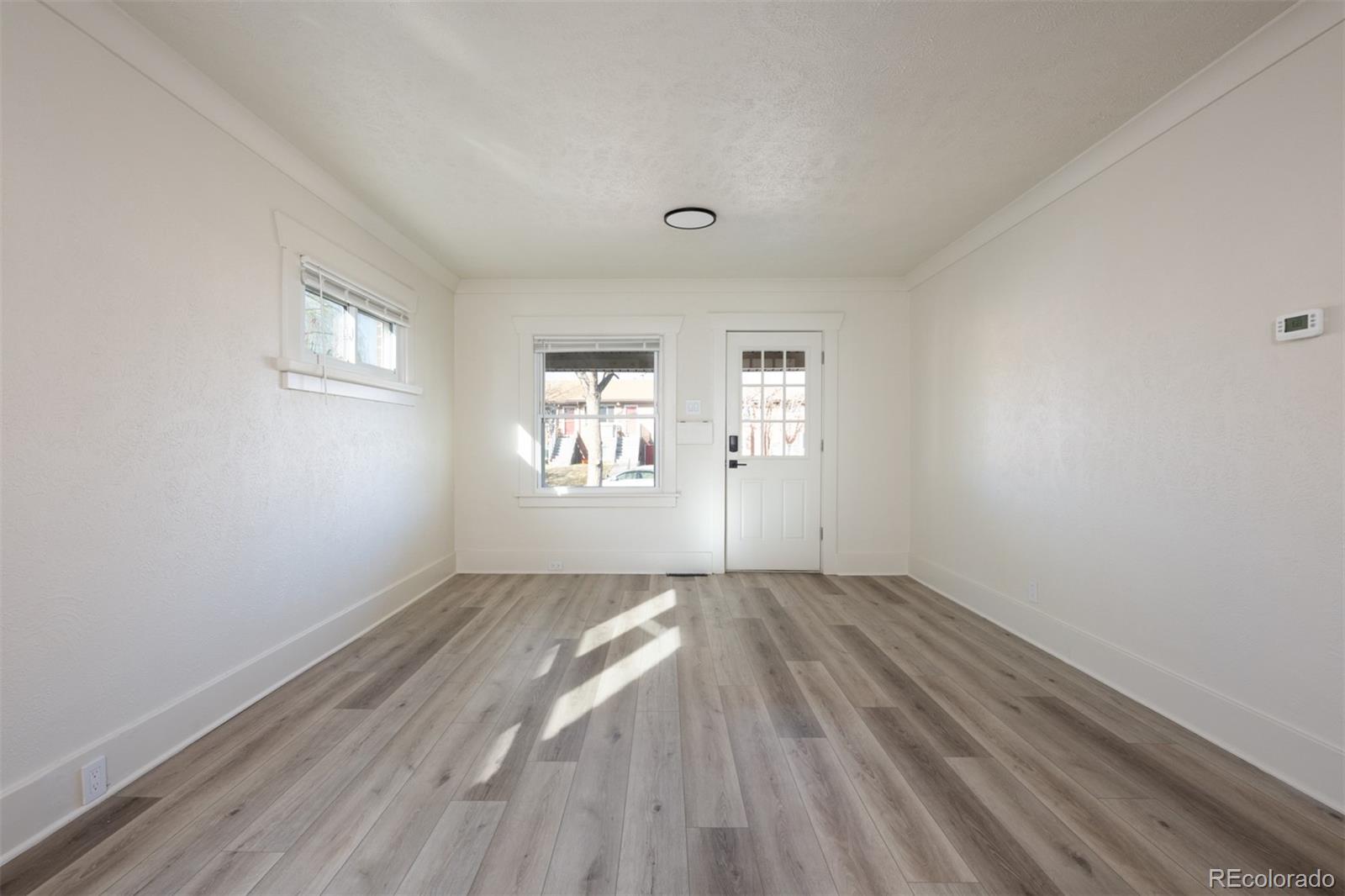 MLS Image #6 for 2056 s lincoln street,denver, Colorado