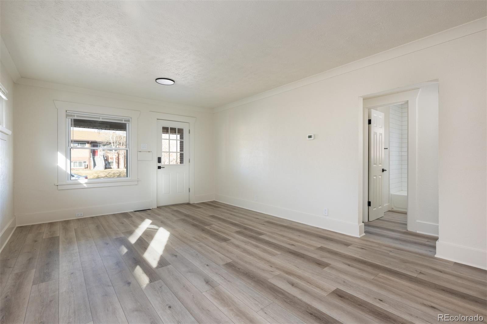 MLS Image #9 for 2056 s lincoln street,denver, Colorado