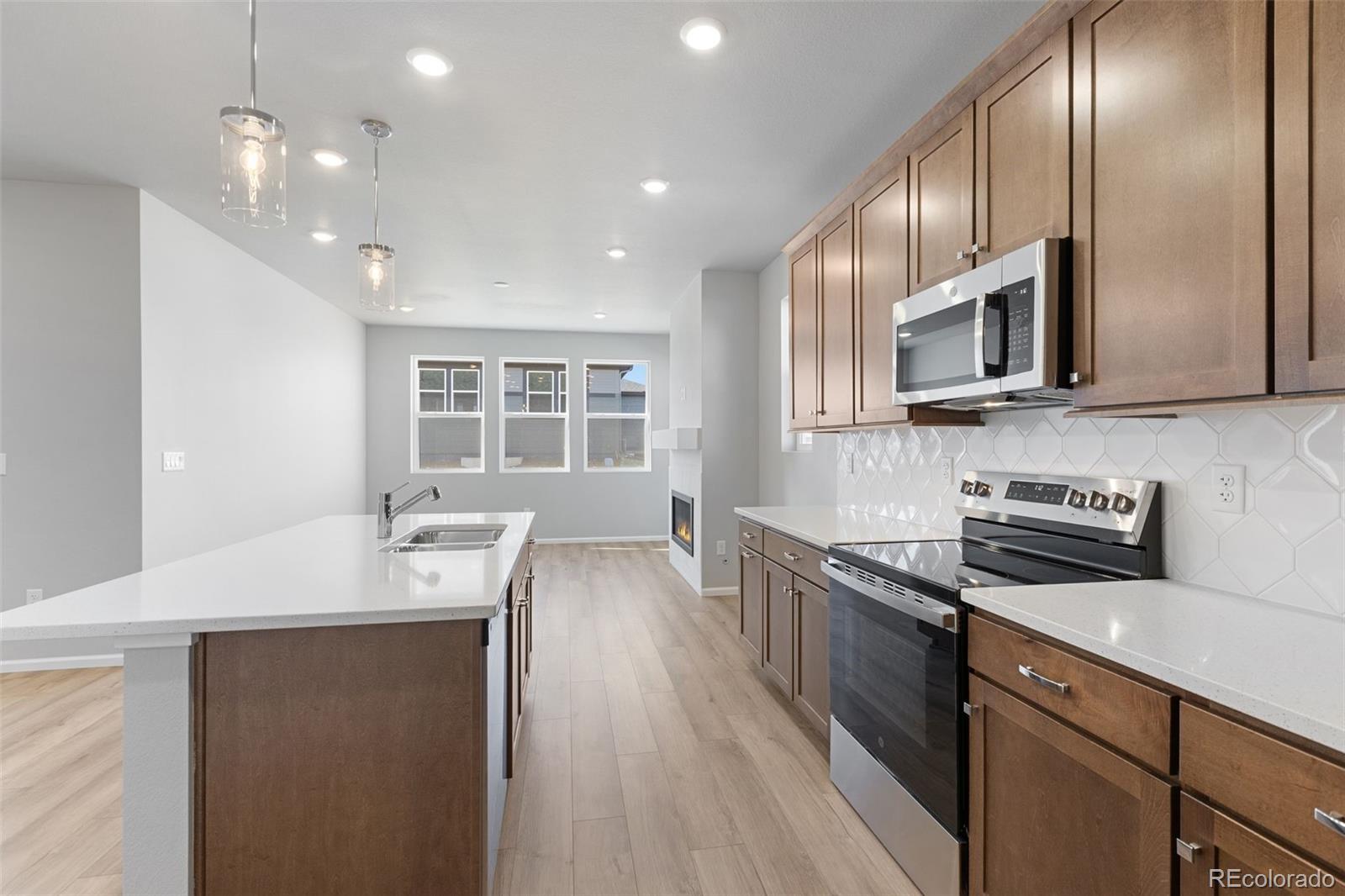 MLS Image #3 for 15275  pontiac street,thornton, Colorado