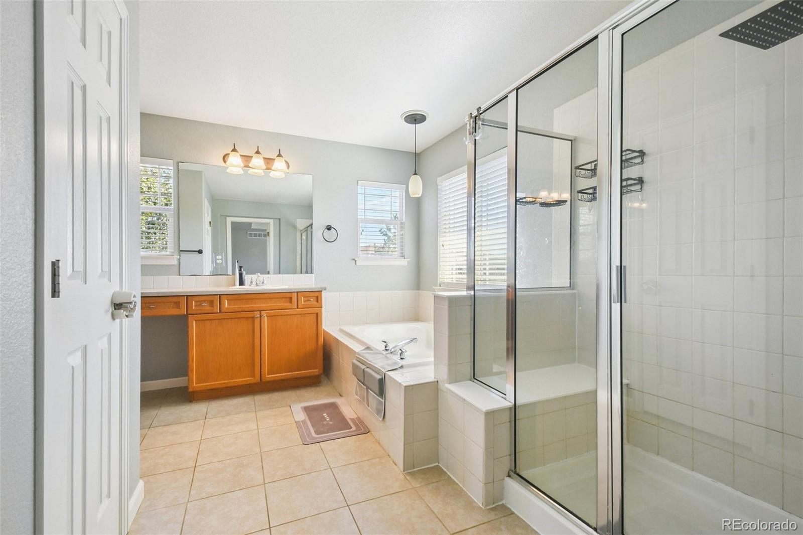 MLS Image #17 for 4144 s liverpool way,aurora, Colorado
