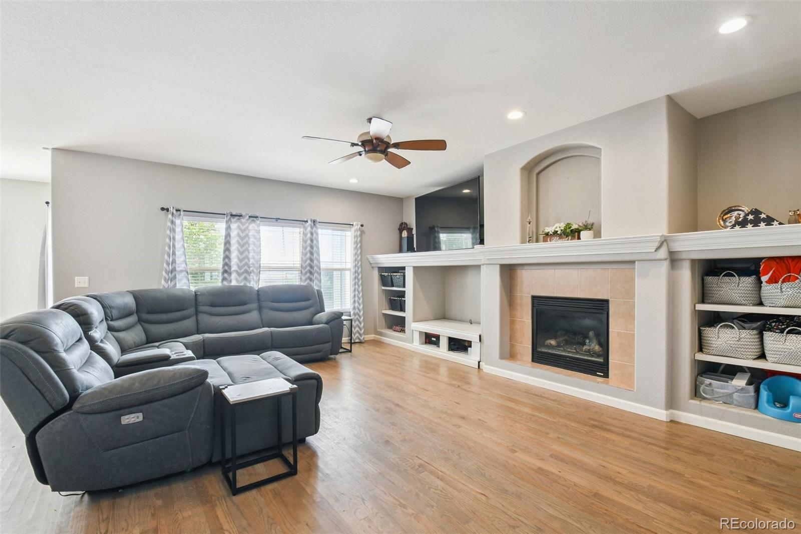 MLS Image #5 for 4144 s liverpool way,aurora, Colorado