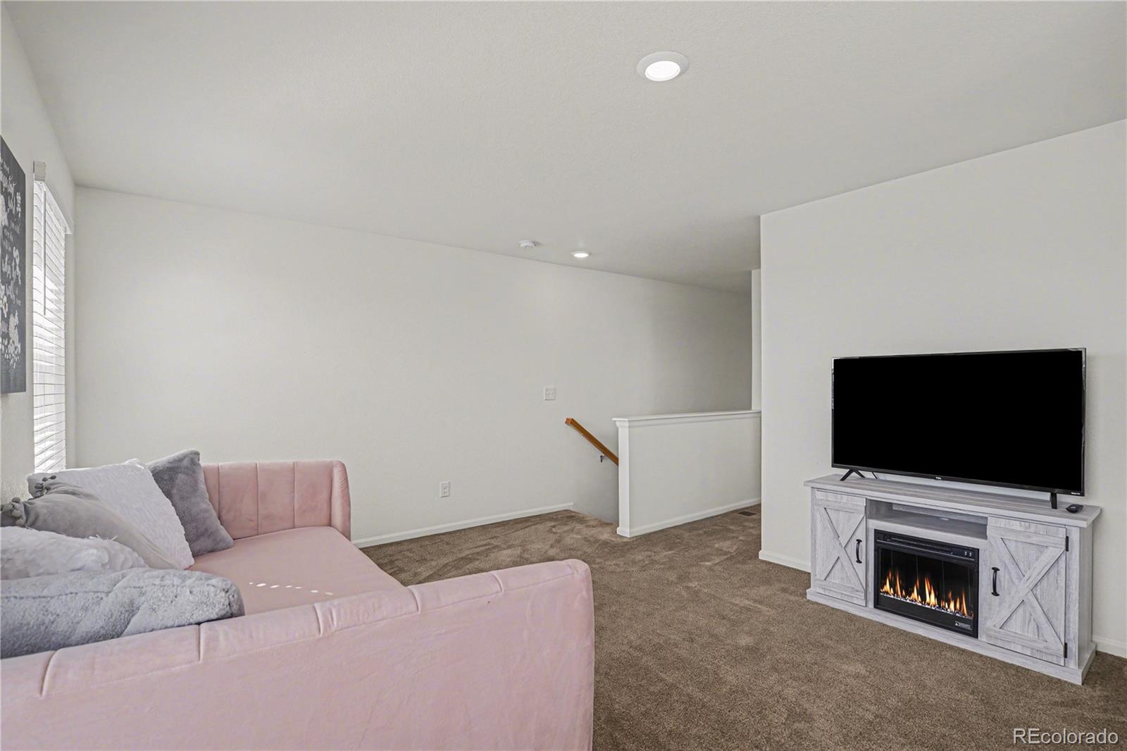 MLS Image #32 for 26309 e maple drive,aurora, Colorado