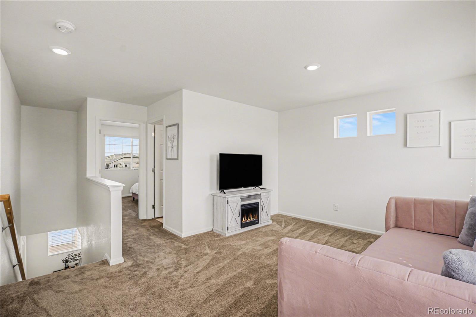 MLS Image #33 for 26309 e maple drive,aurora, Colorado