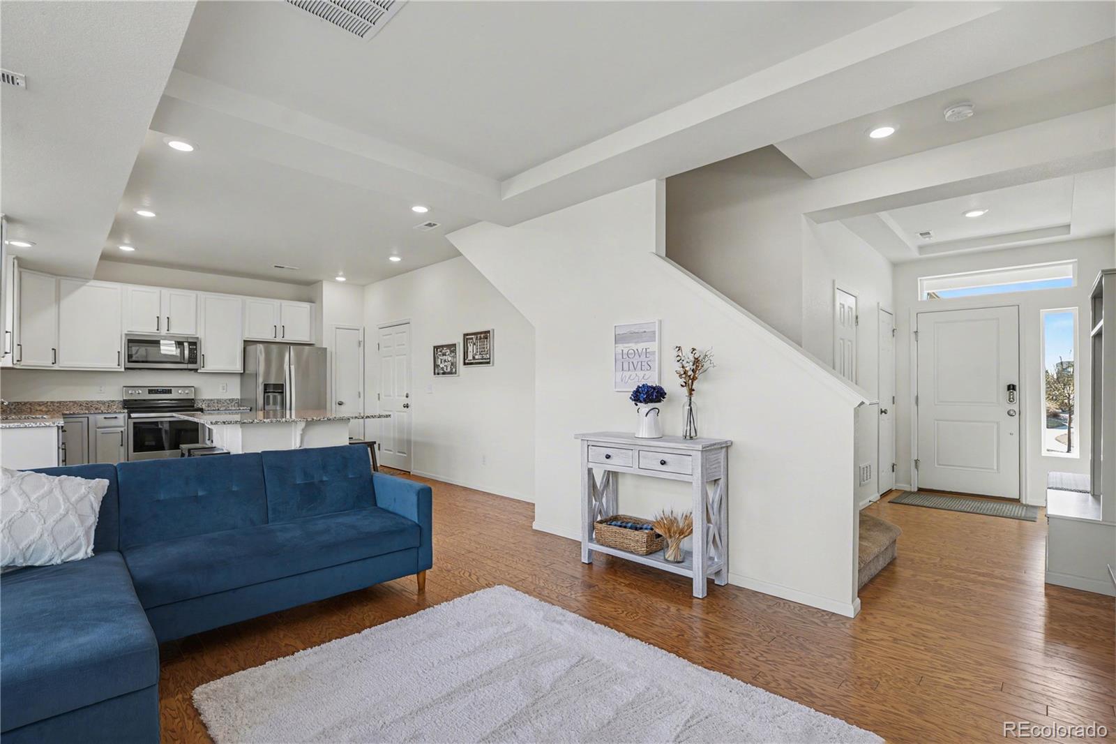 MLS Image #7 for 26309 e maple drive,aurora, Colorado