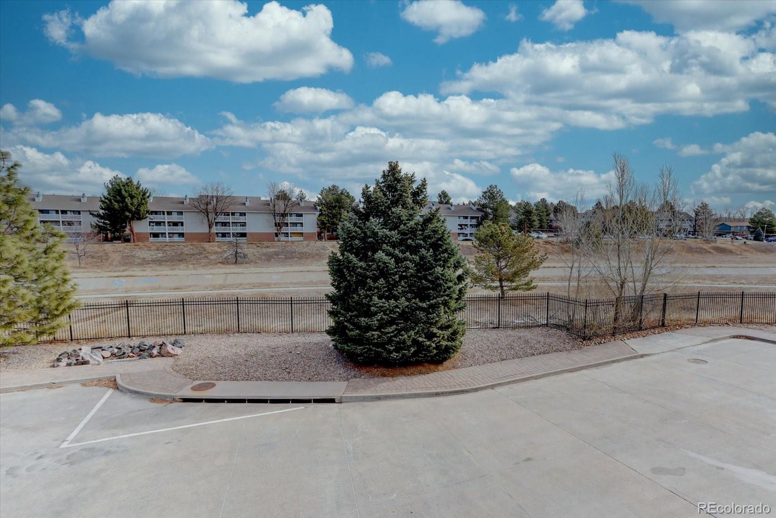 MLS Image #17 for 17052 e warren place,aurora, Colorado