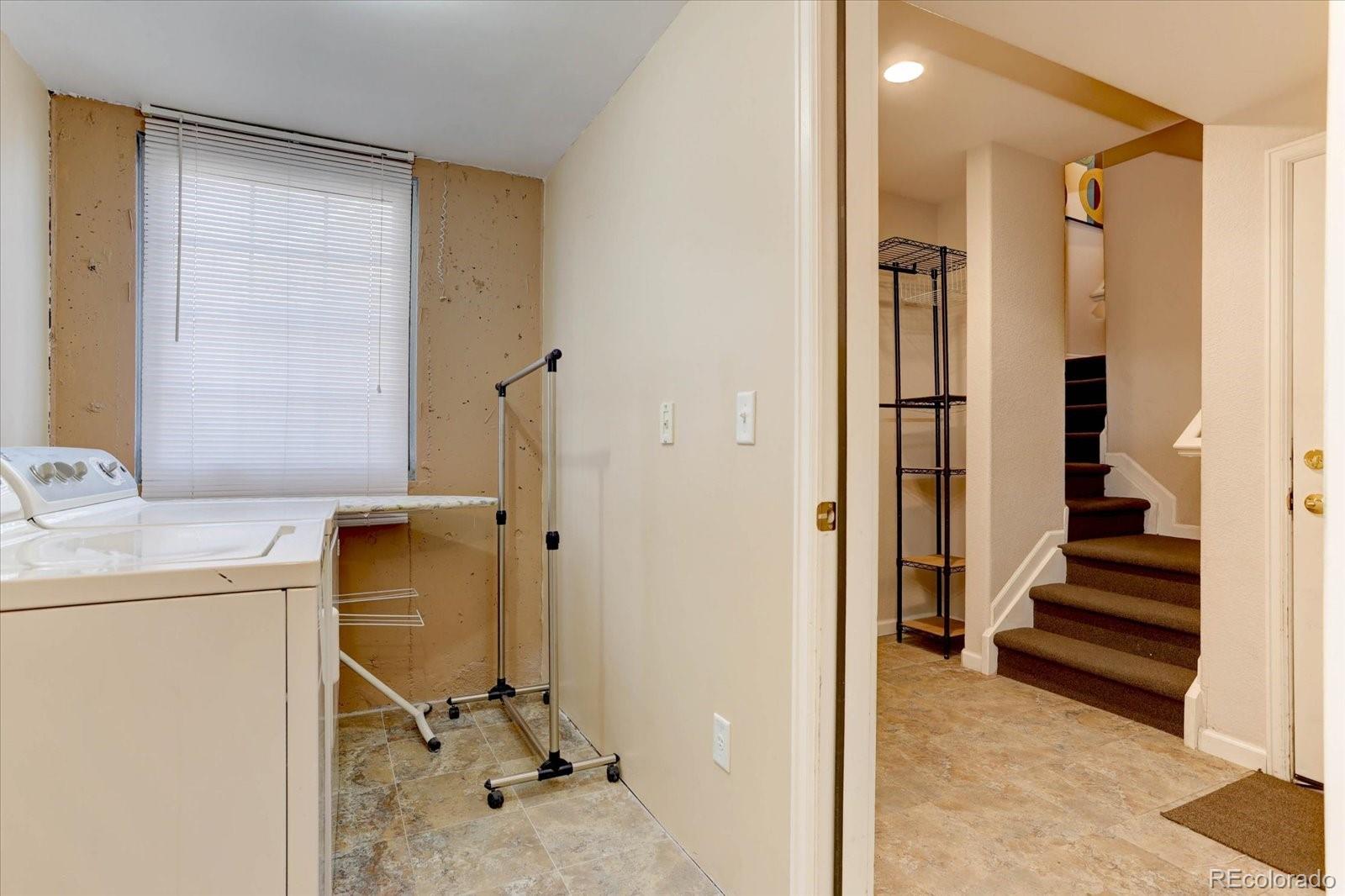 MLS Image #29 for 17052 e warren place,aurora, Colorado
