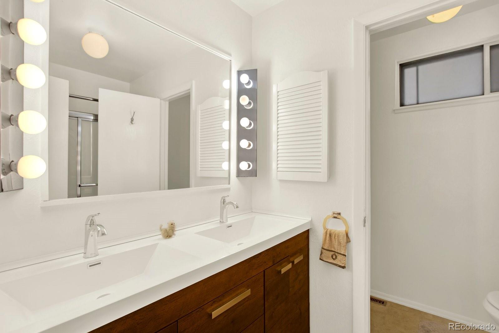 MLS Image #10 for 15057 e jarvis place,aurora, Colorado