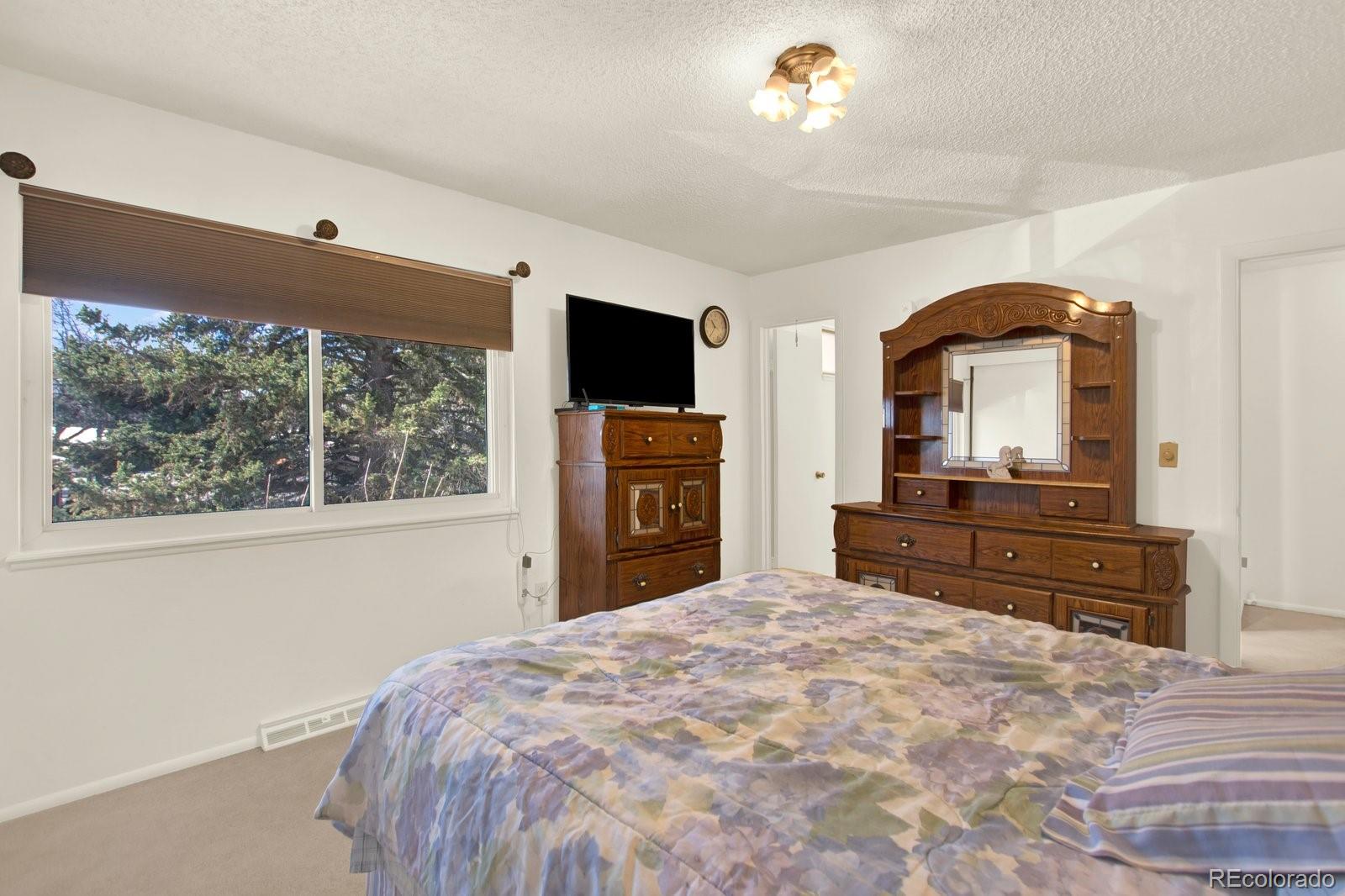 MLS Image #9 for 15057 e jarvis place,aurora, Colorado