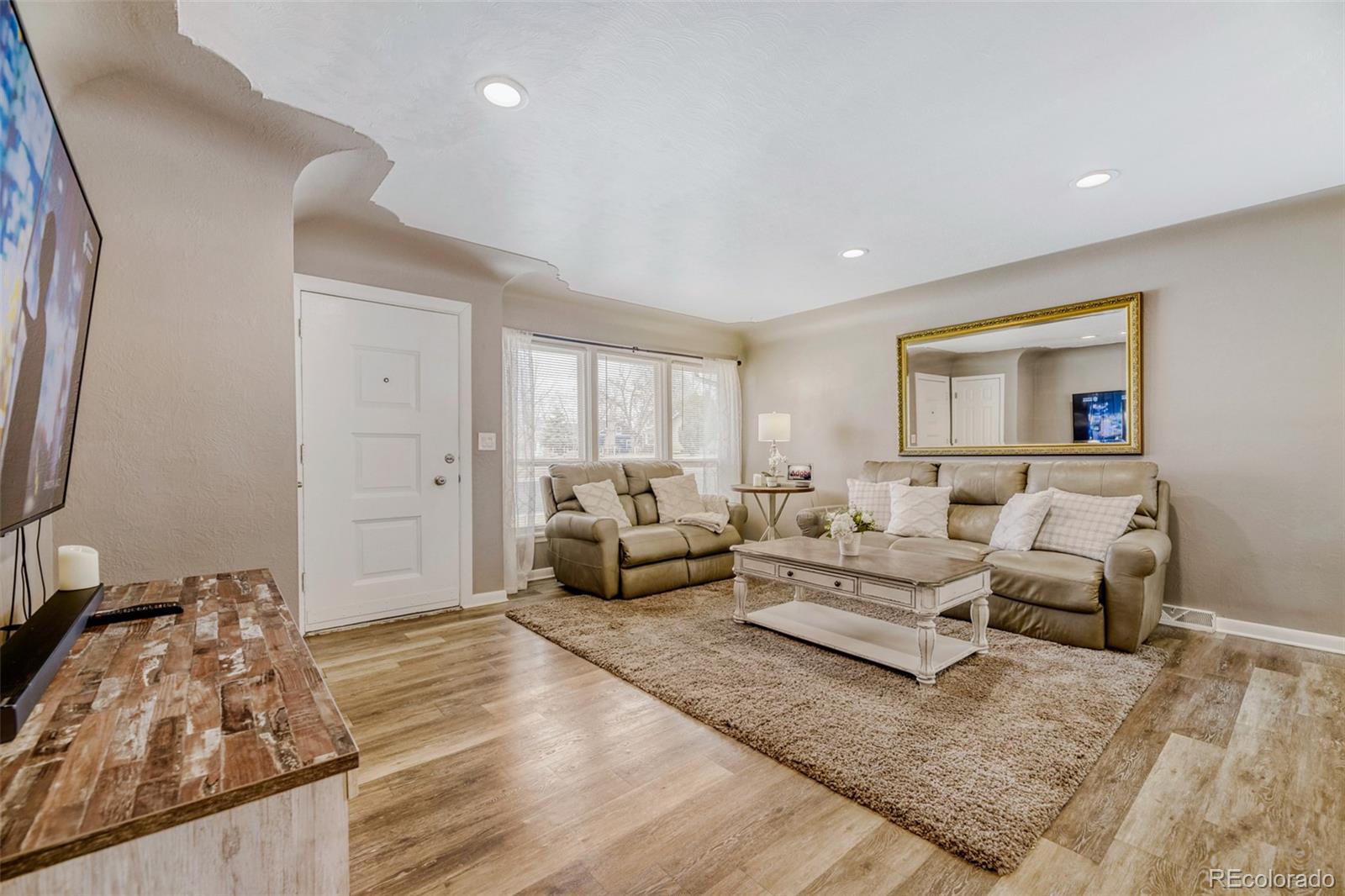 MLS Image #4 for 4201 s galapago street,englewood, Colorado